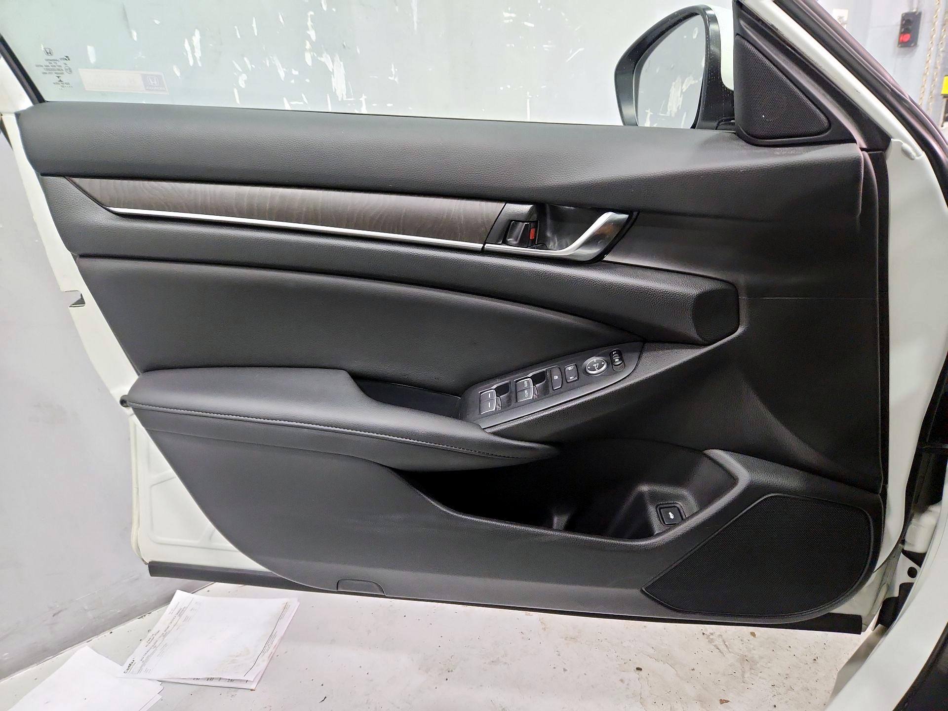 Thumbnail: 2020 Honda Accord - 12