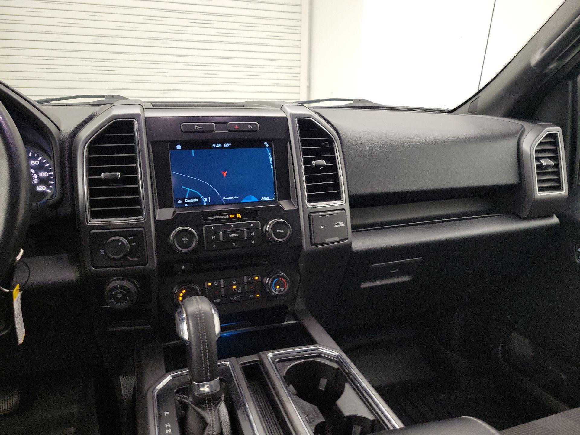 Thumbnail: 2017 Ford F-150 - 9