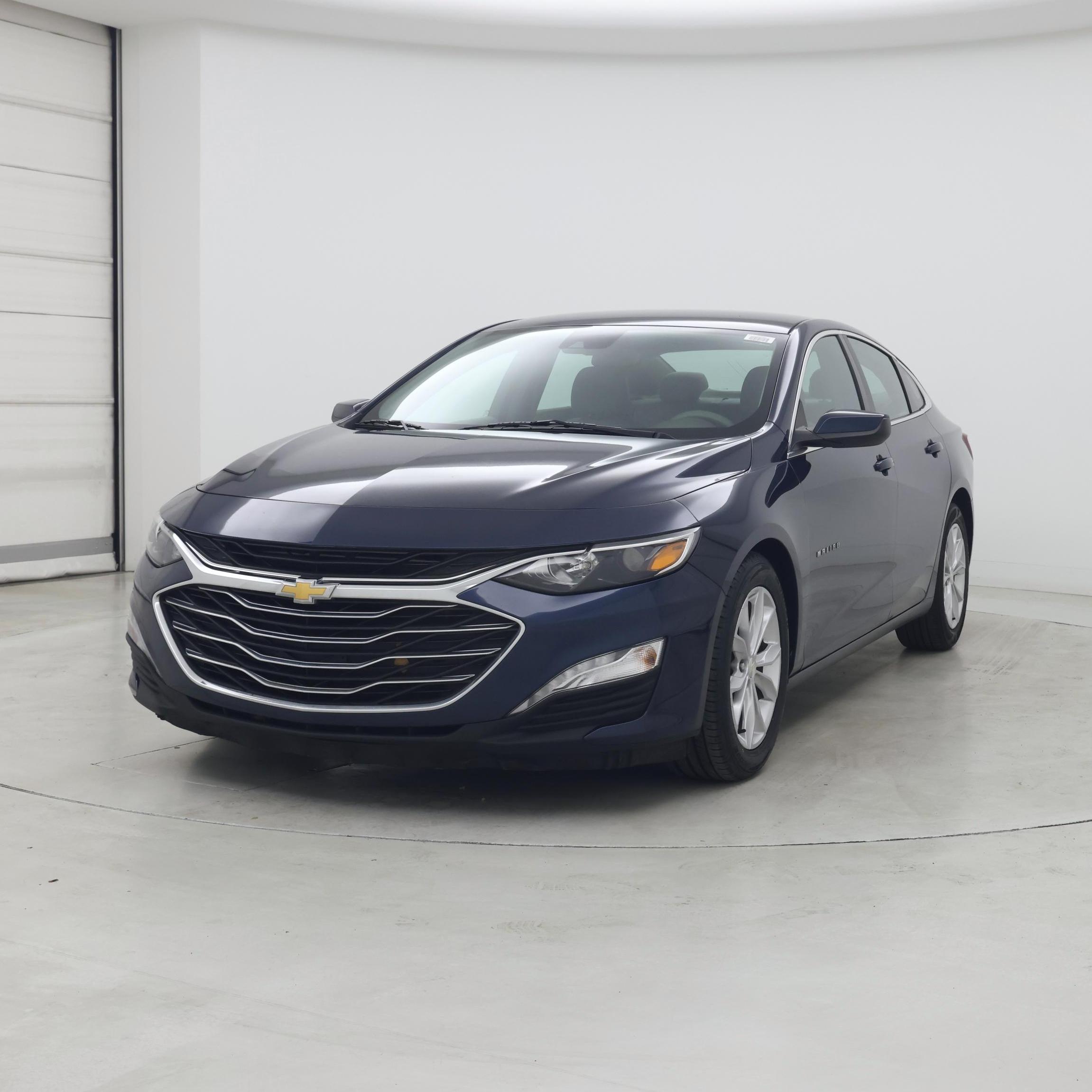 Thumbnail: 2021 Chevrolet Malibu - 4