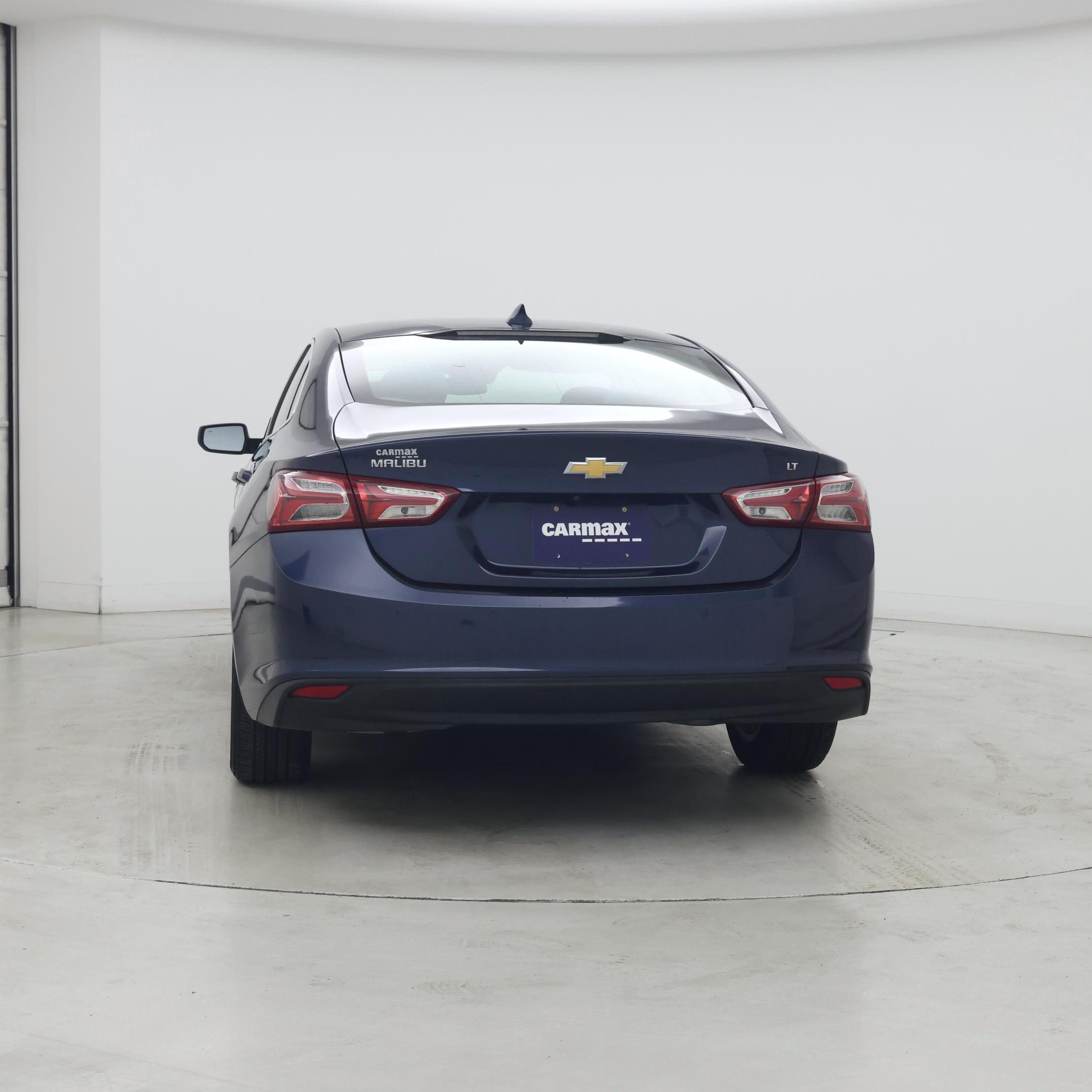 Thumbnail: 2021 Chevrolet Malibu - 6