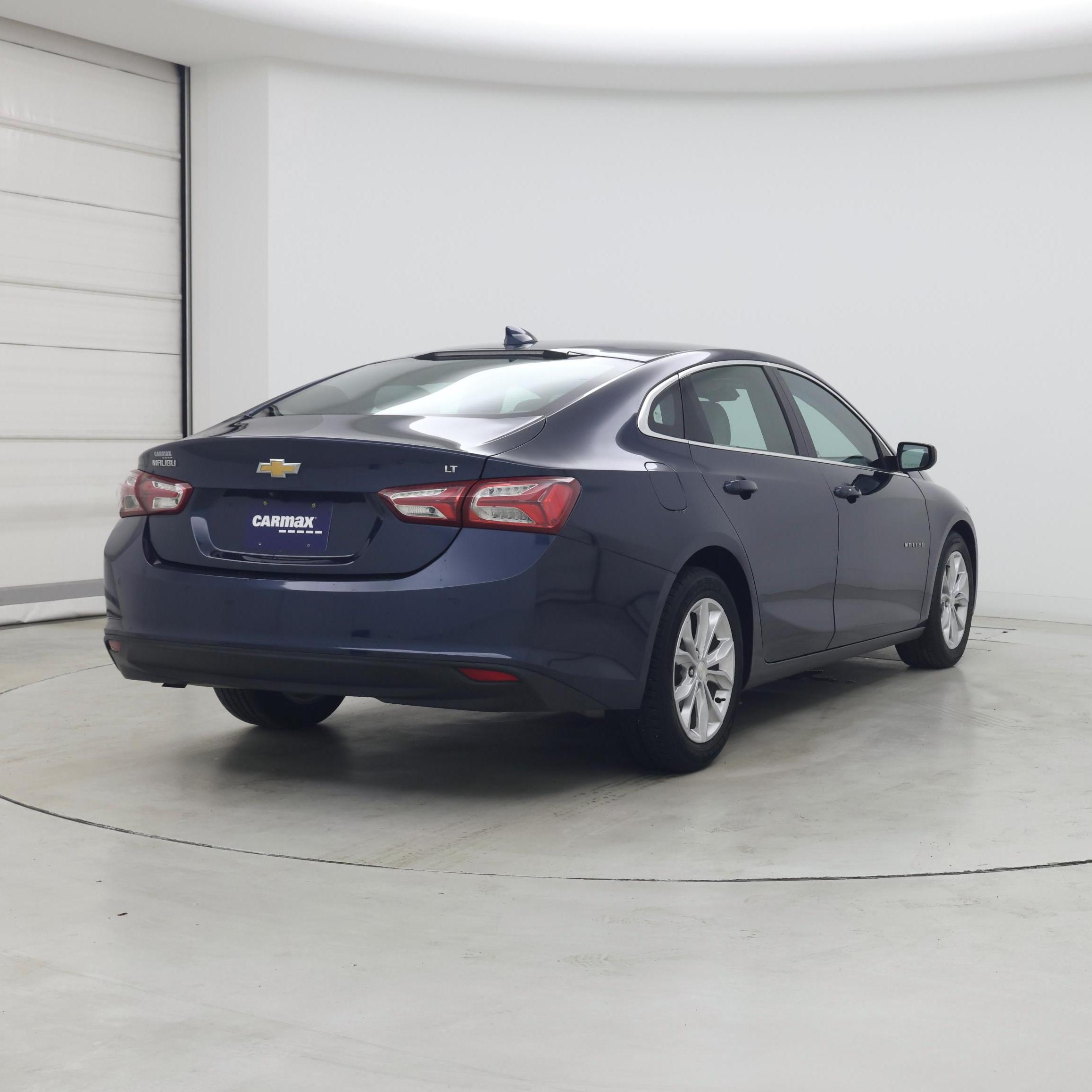 Thumbnail: 2021 Chevrolet Malibu - 8