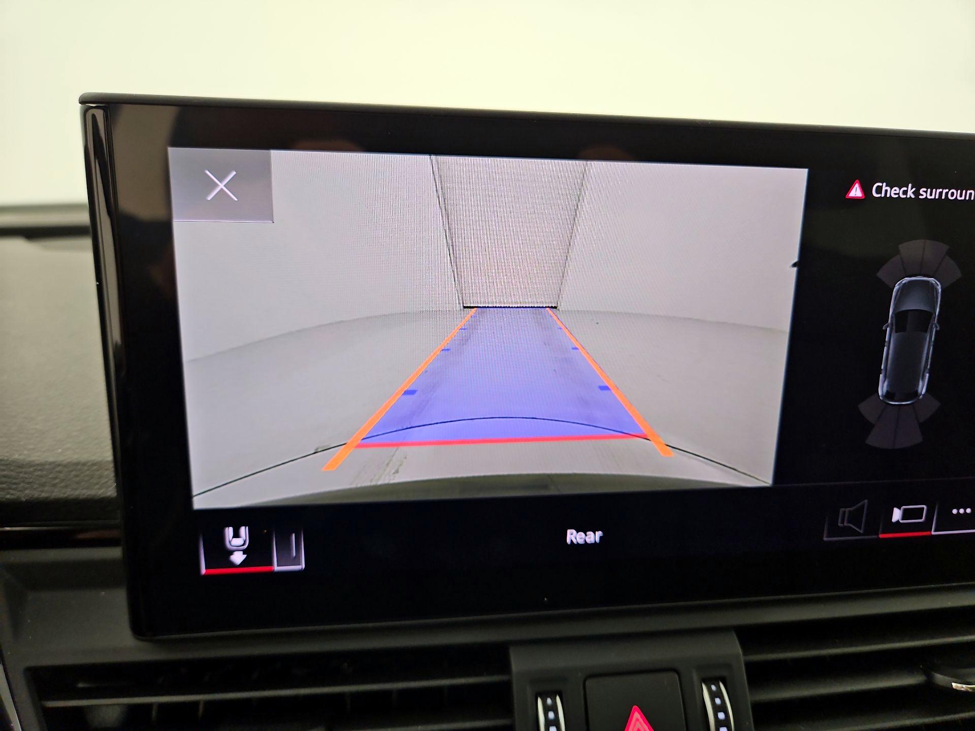 Thumbnail: 2023 Audi Q5 - 14