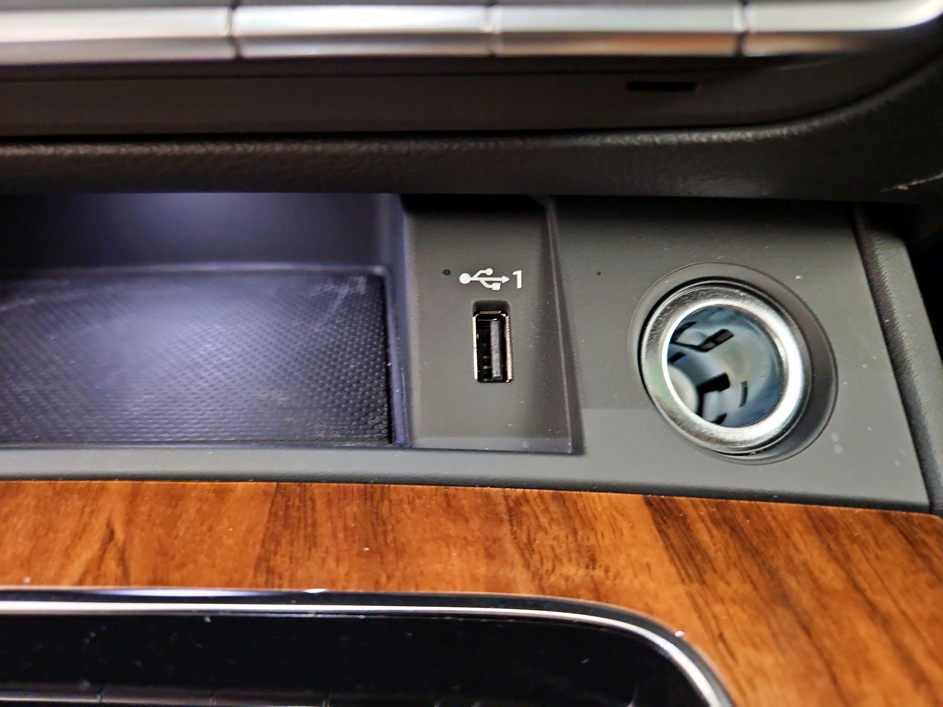 Thumbnail: 2023 Audi Q5 - 18