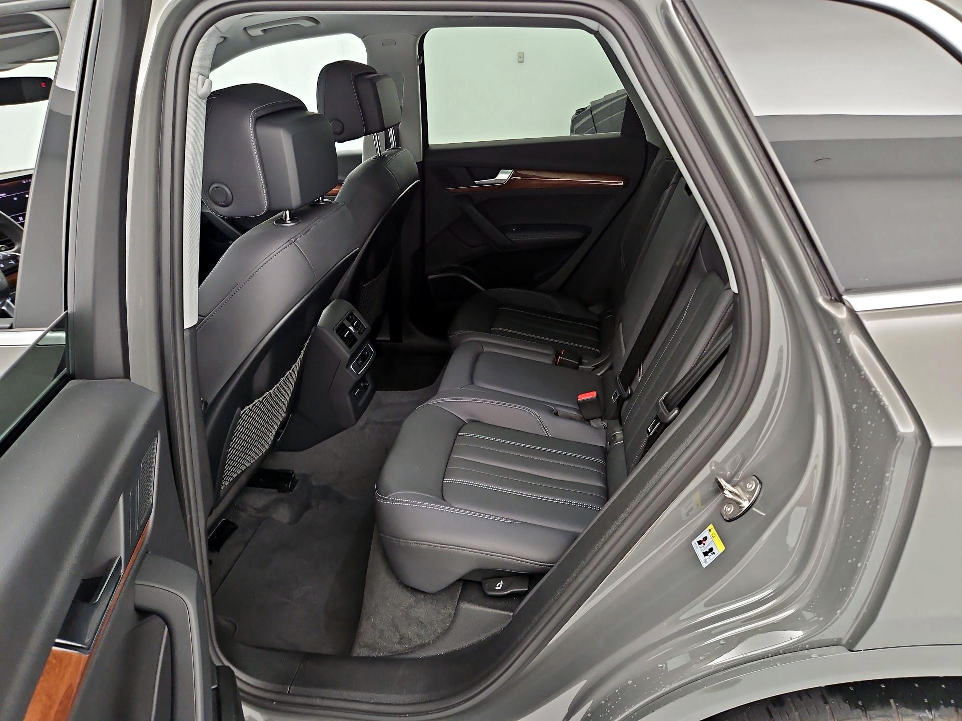 Thumbnail: 2023 Audi Q5 - 20