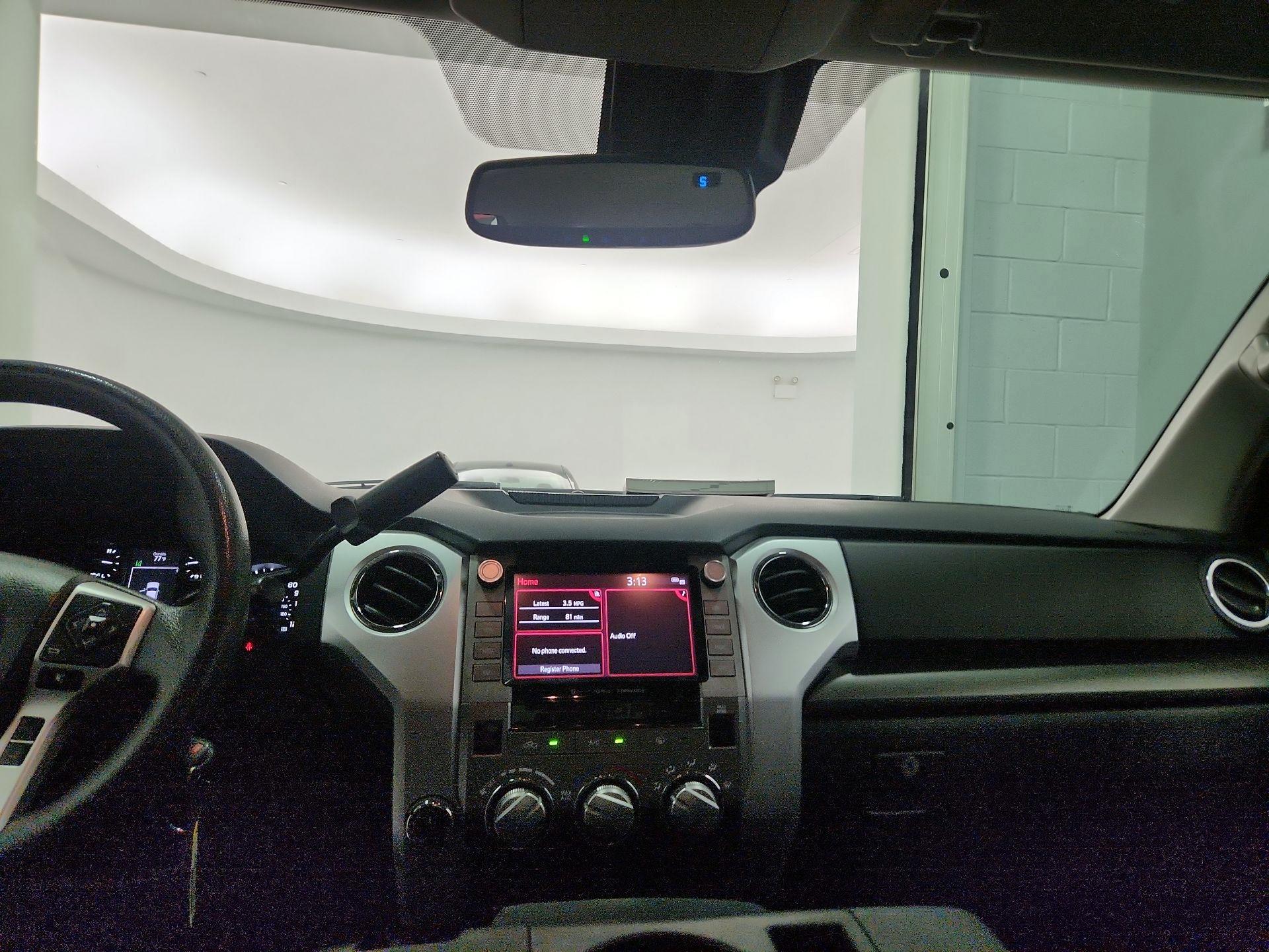 Thumbnail: 2020 Toyota Tundra - 9