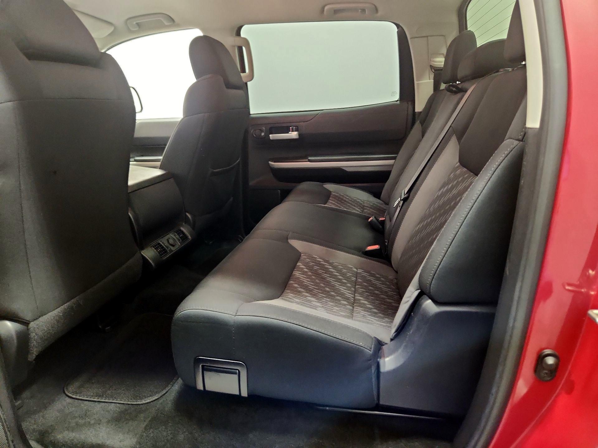 Thumbnail: 2020 Toyota Tundra - 19