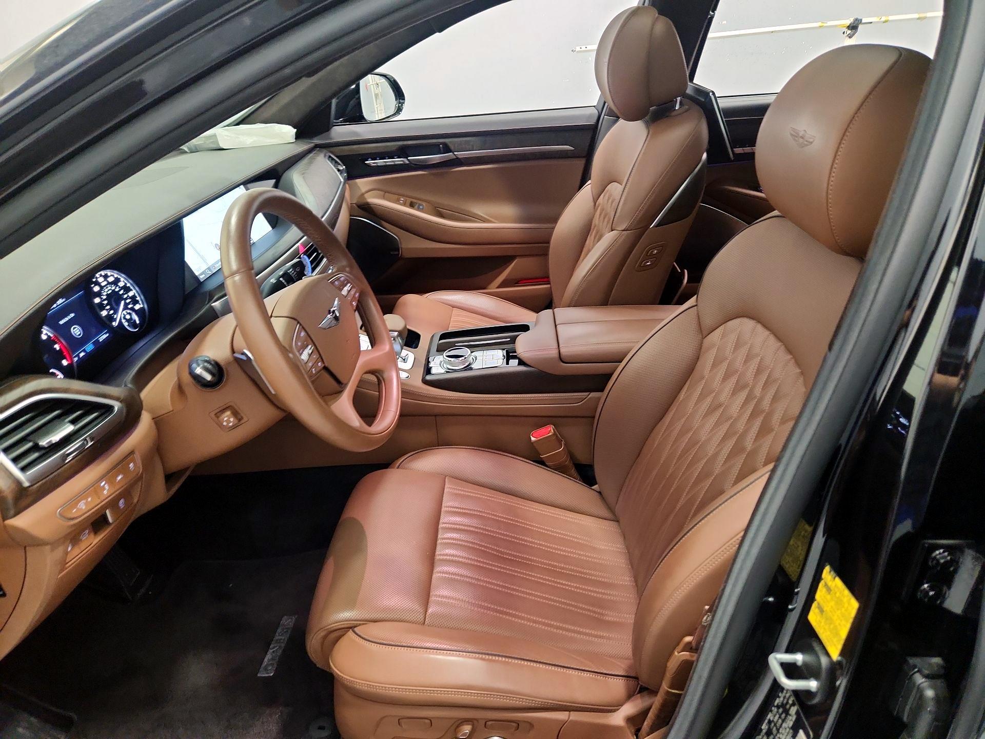 Thumbnail: 2021 Genesis G90 - 11