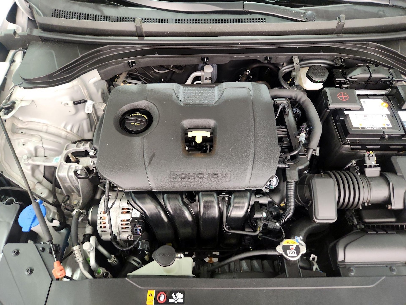 2020 Hyundai Elantra SE - Photo 22