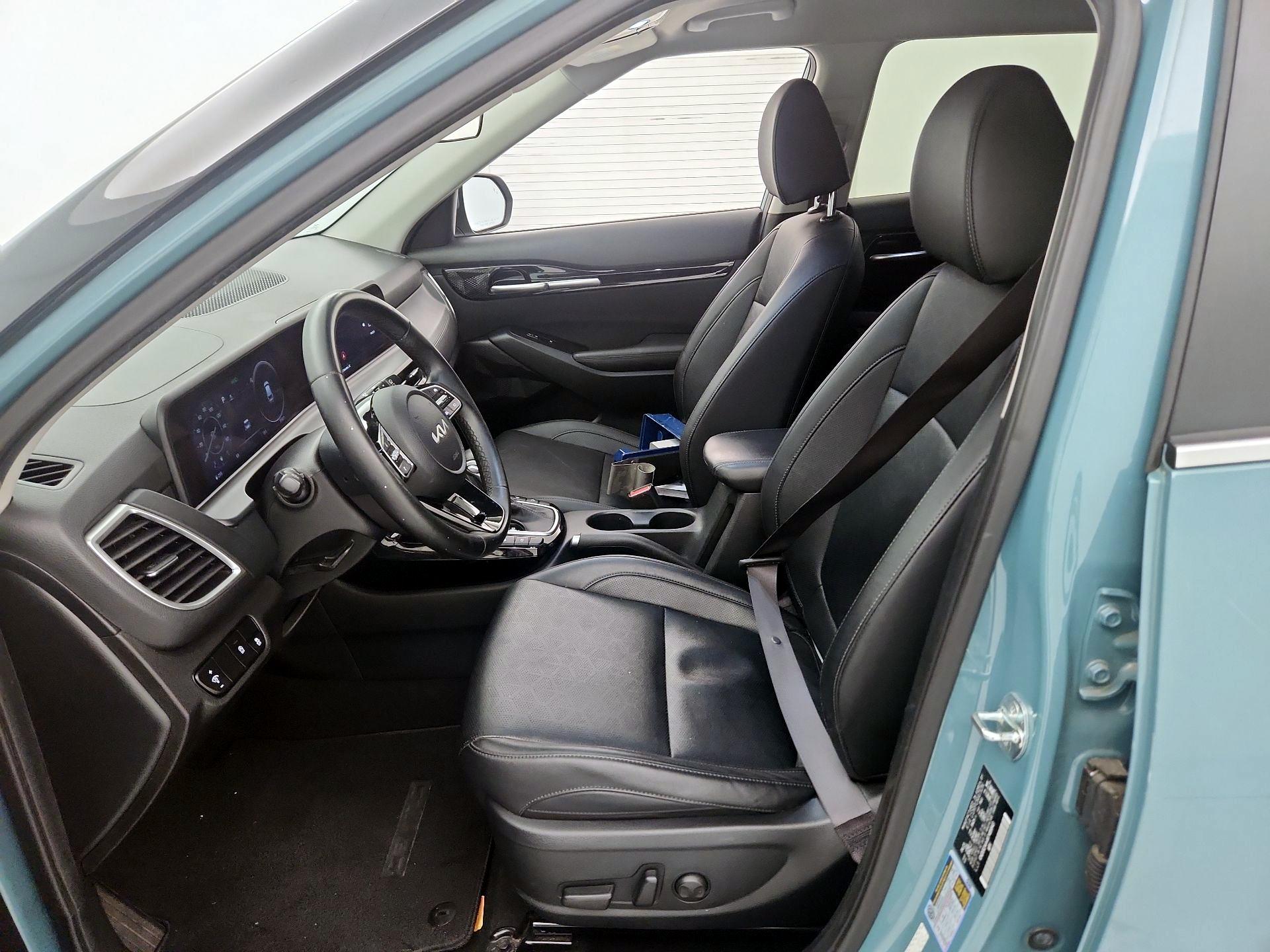 Thumbnail: 2024 Kia Seltos - 11