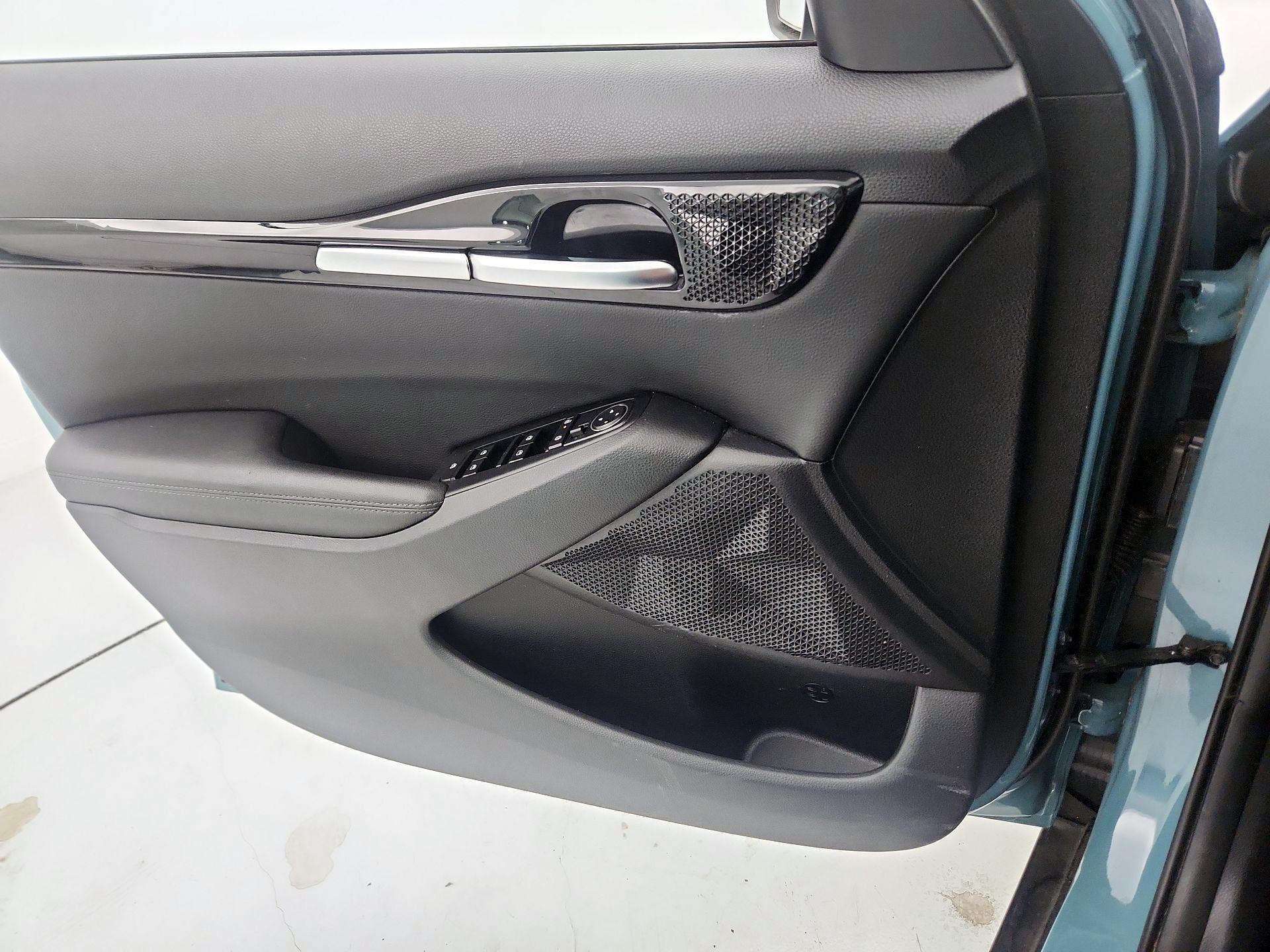 Thumbnail: 2024 Kia Seltos - 12