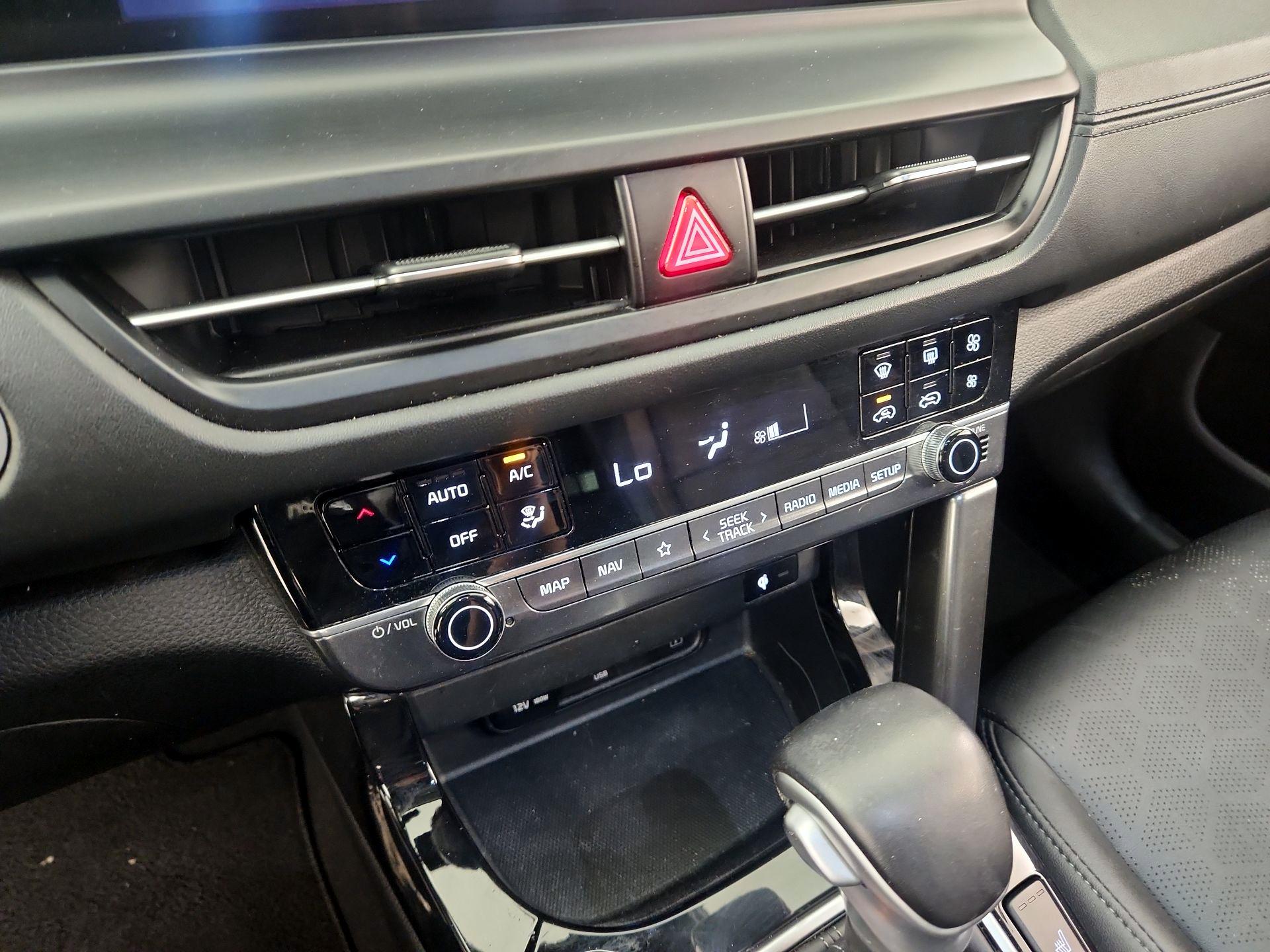 Thumbnail: 2024 Kia Seltos - 17