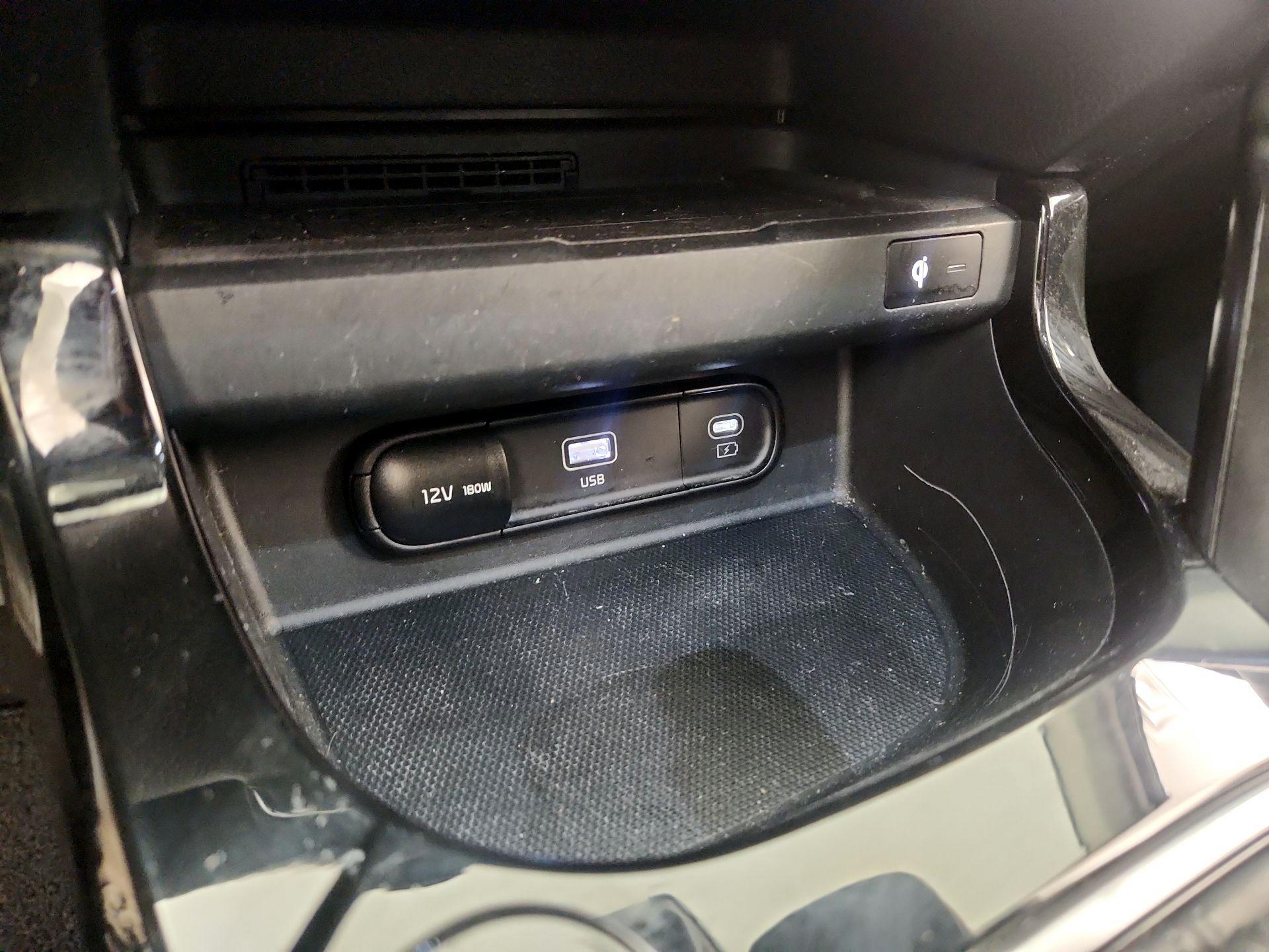 Thumbnail: 2024 Kia Seltos - 19