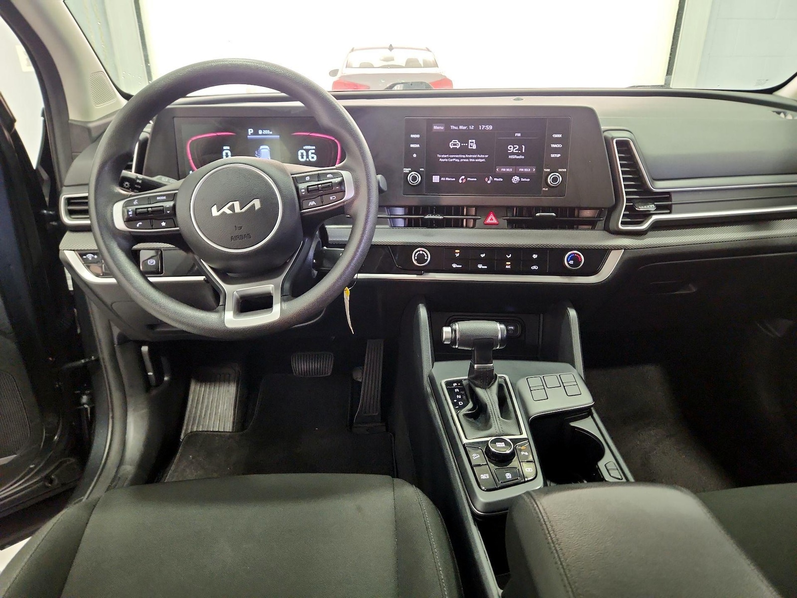 2024 Kia Sportage LX - Photo 10