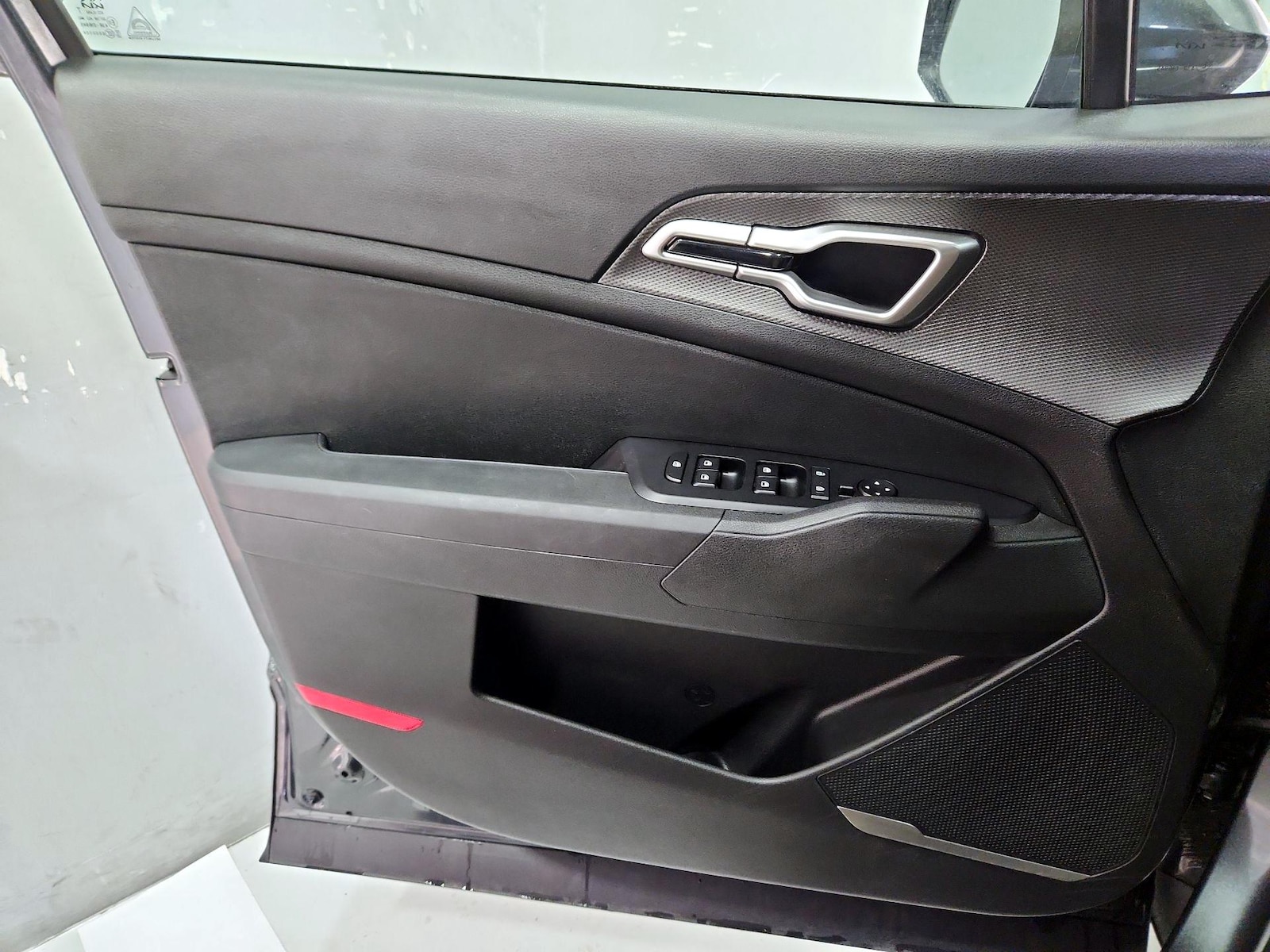 2024 Kia Sportage LX - Photo 13