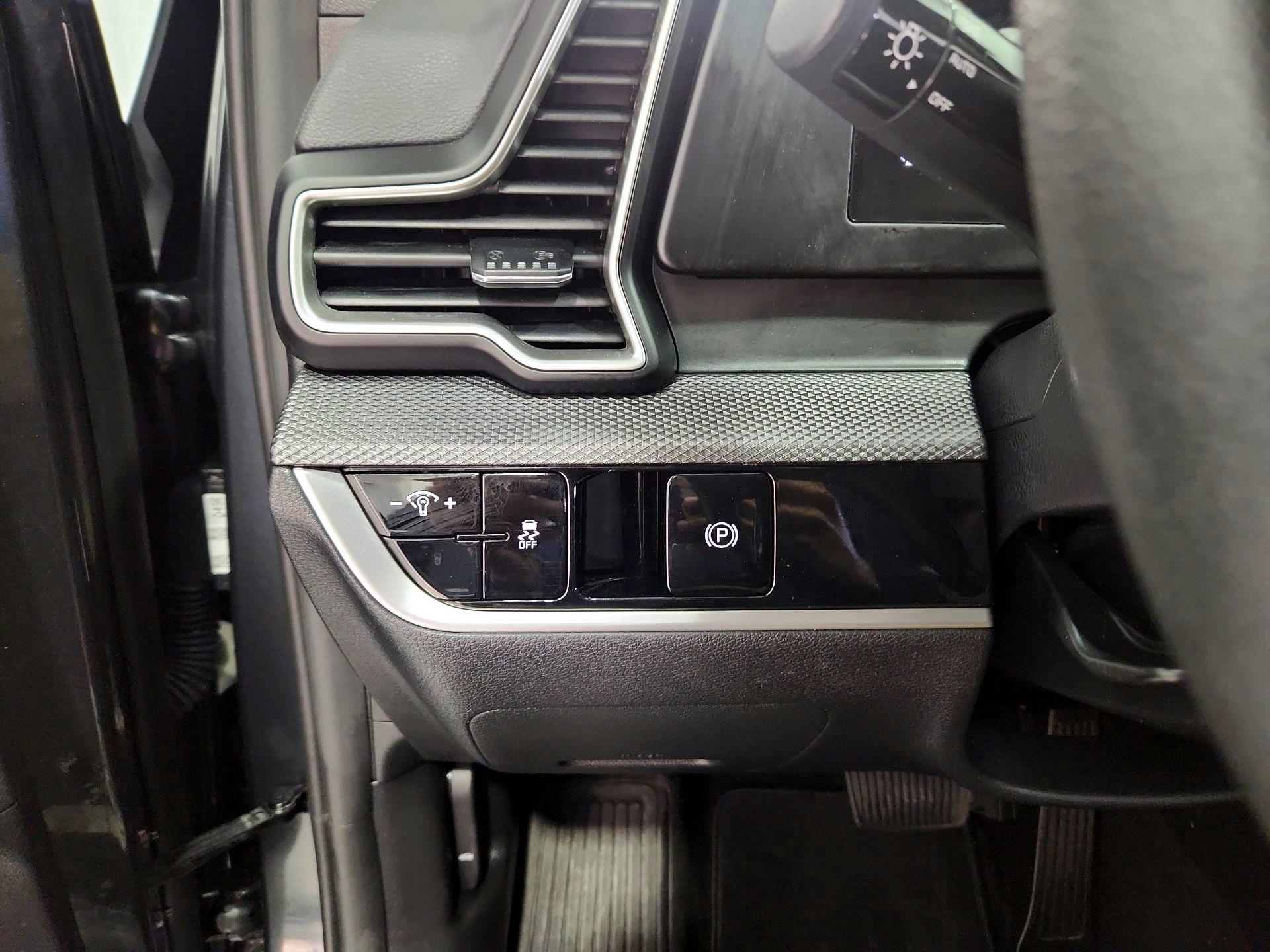 Thumbnail: 2024 Kia Sportage - 13