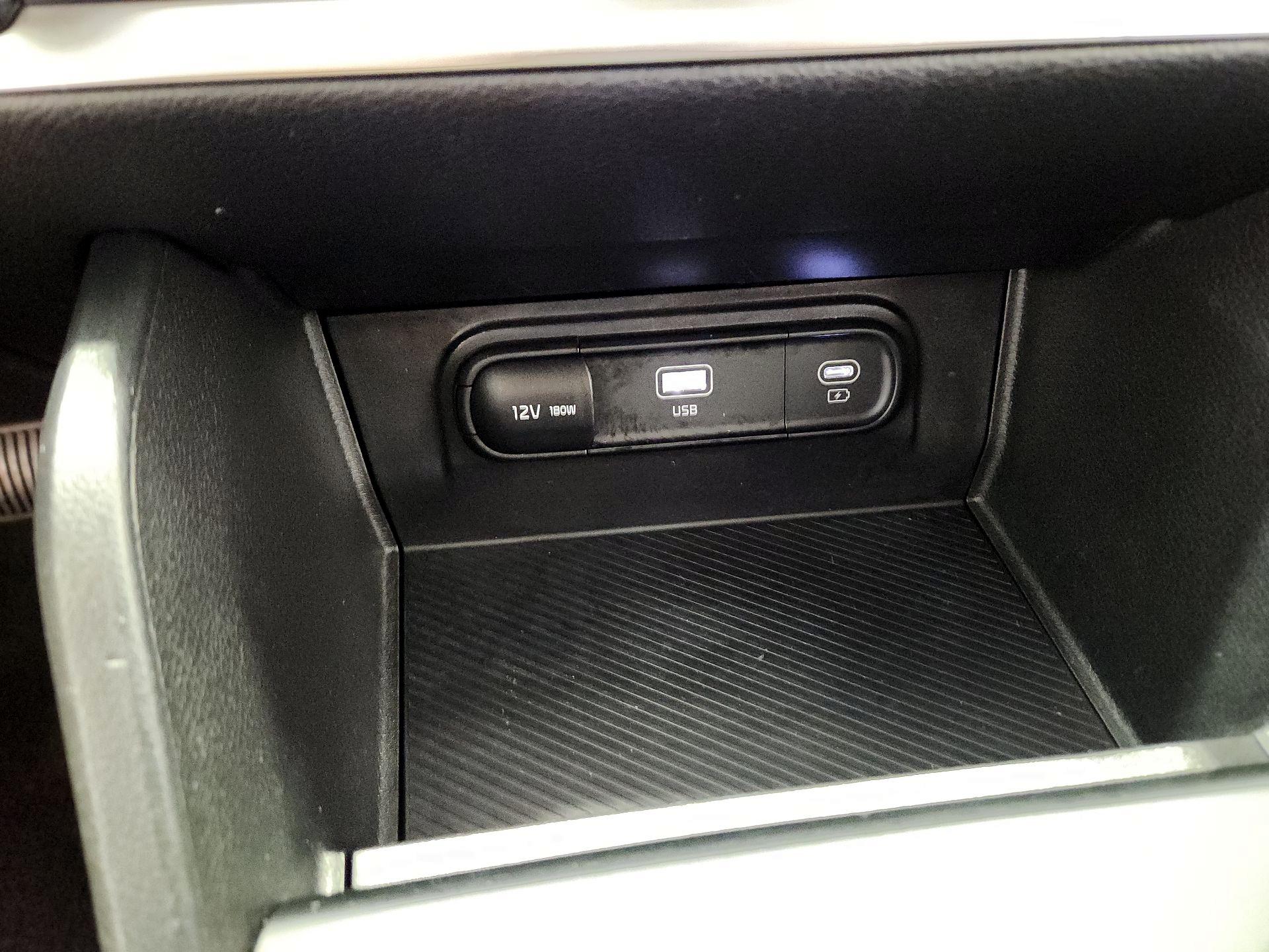 Thumbnail: 2024 Kia Sportage - 18