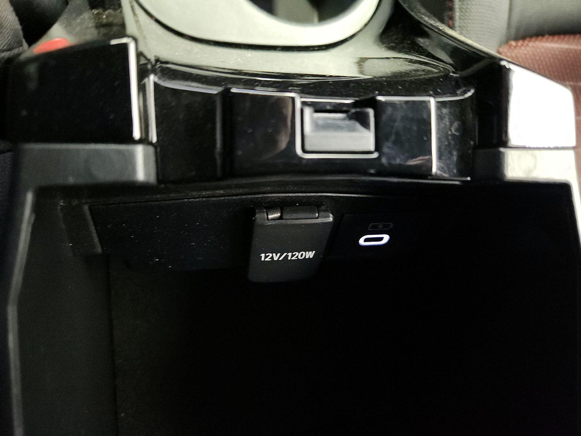 Thumbnail: 2023 Toyota Corolla - 19