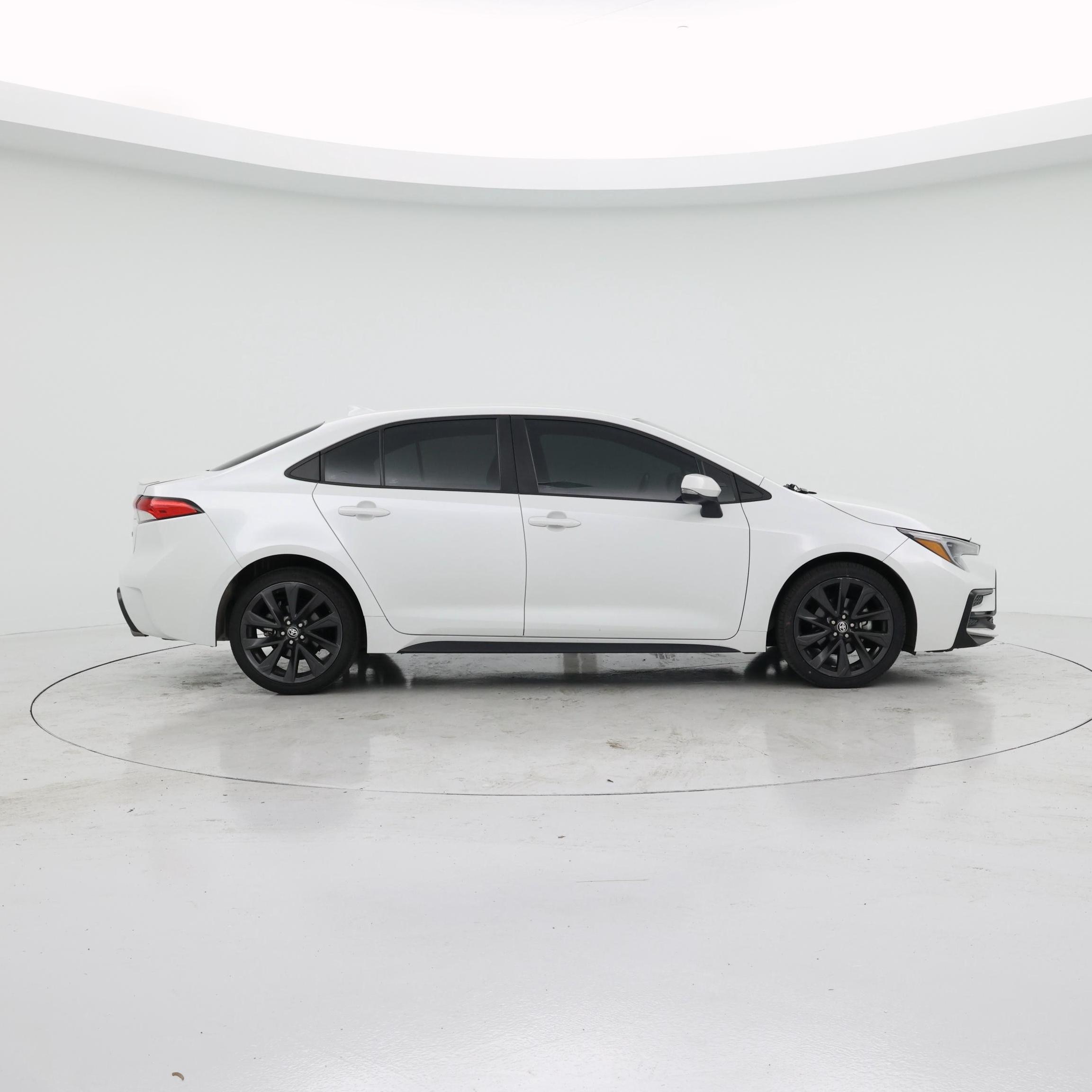 Thumbnail: 2023 Toyota Corolla - 7