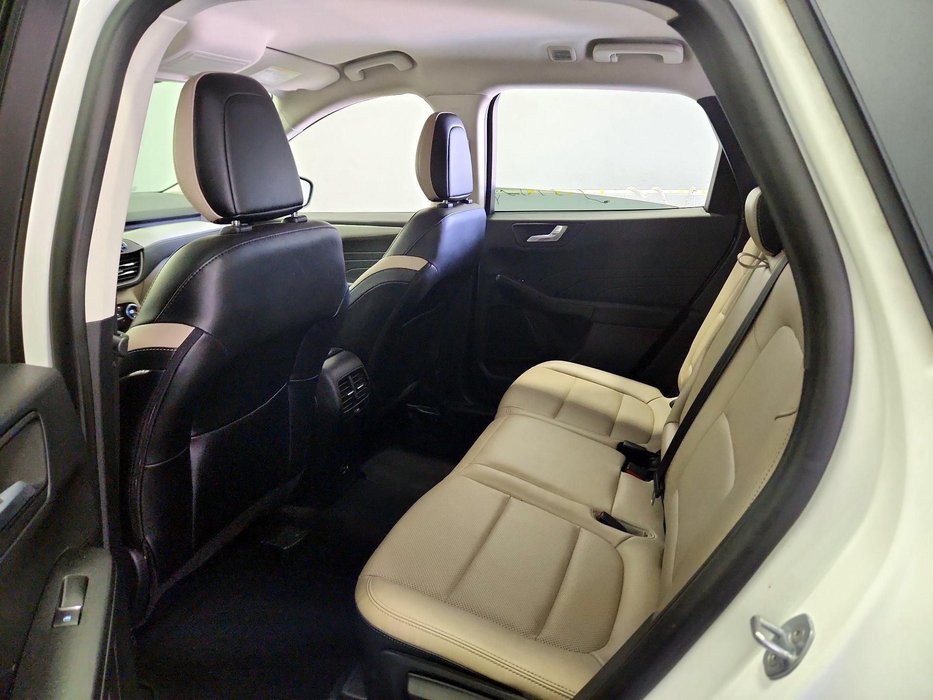 Thumbnail: 2021 Ford Escape - 20