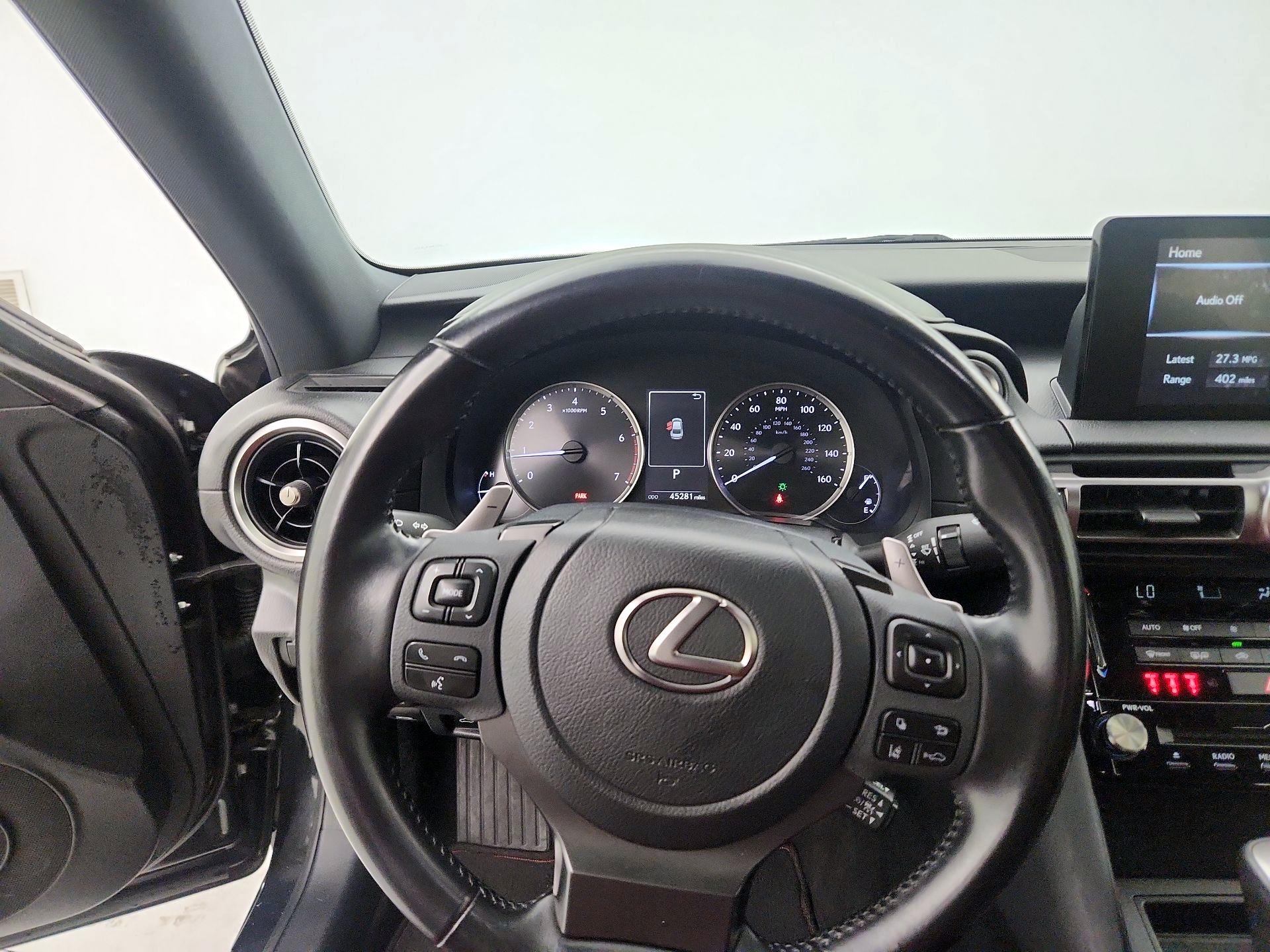 Thumbnail: 2022 Lexus IS - 10