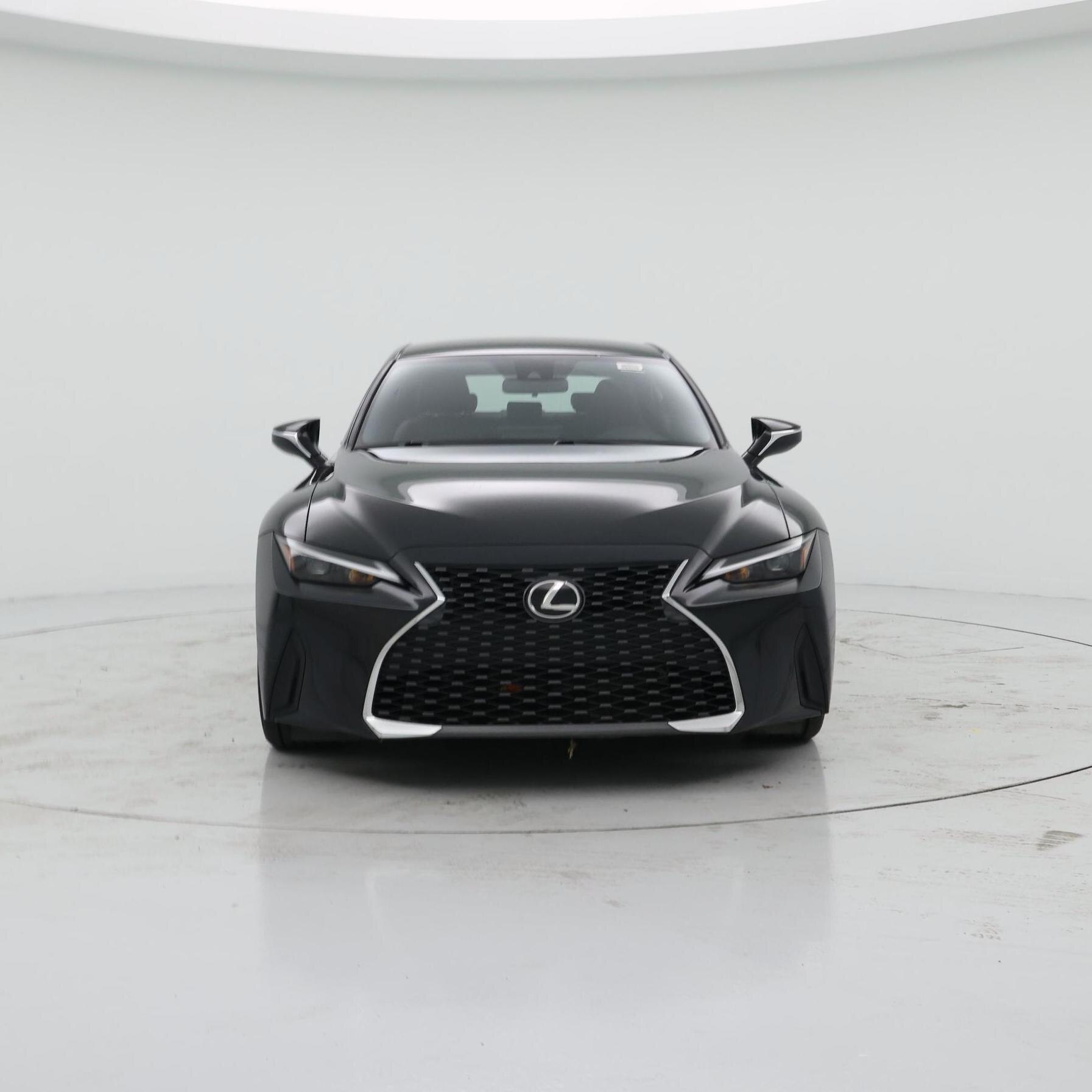 Thumbnail: 2022 Lexus IS - 5