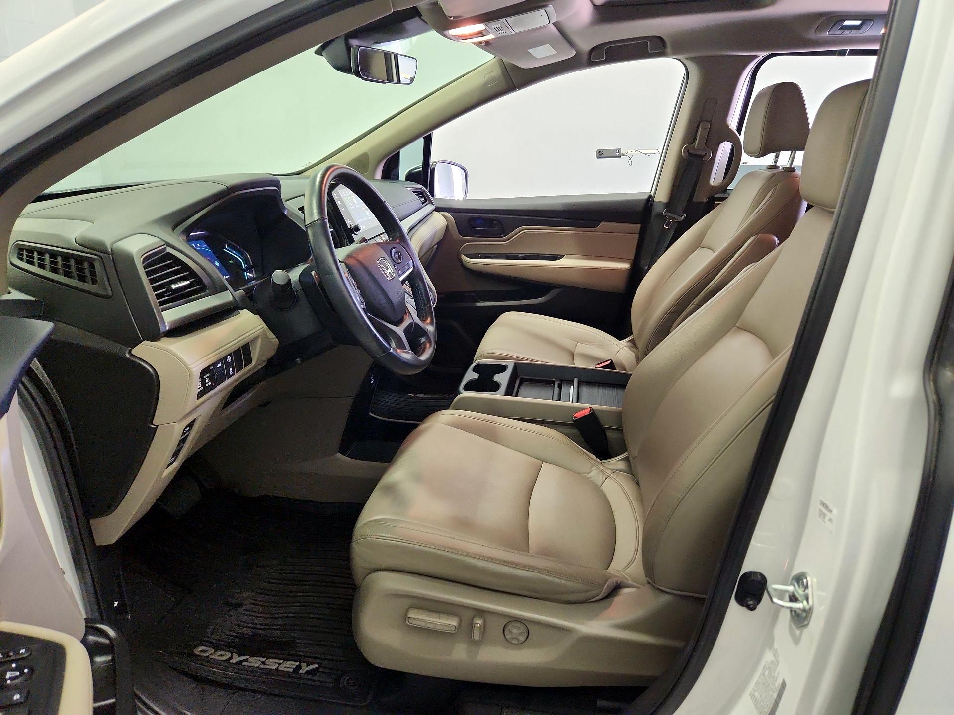 Thumbnail: 2023 Honda Odyssey - 11