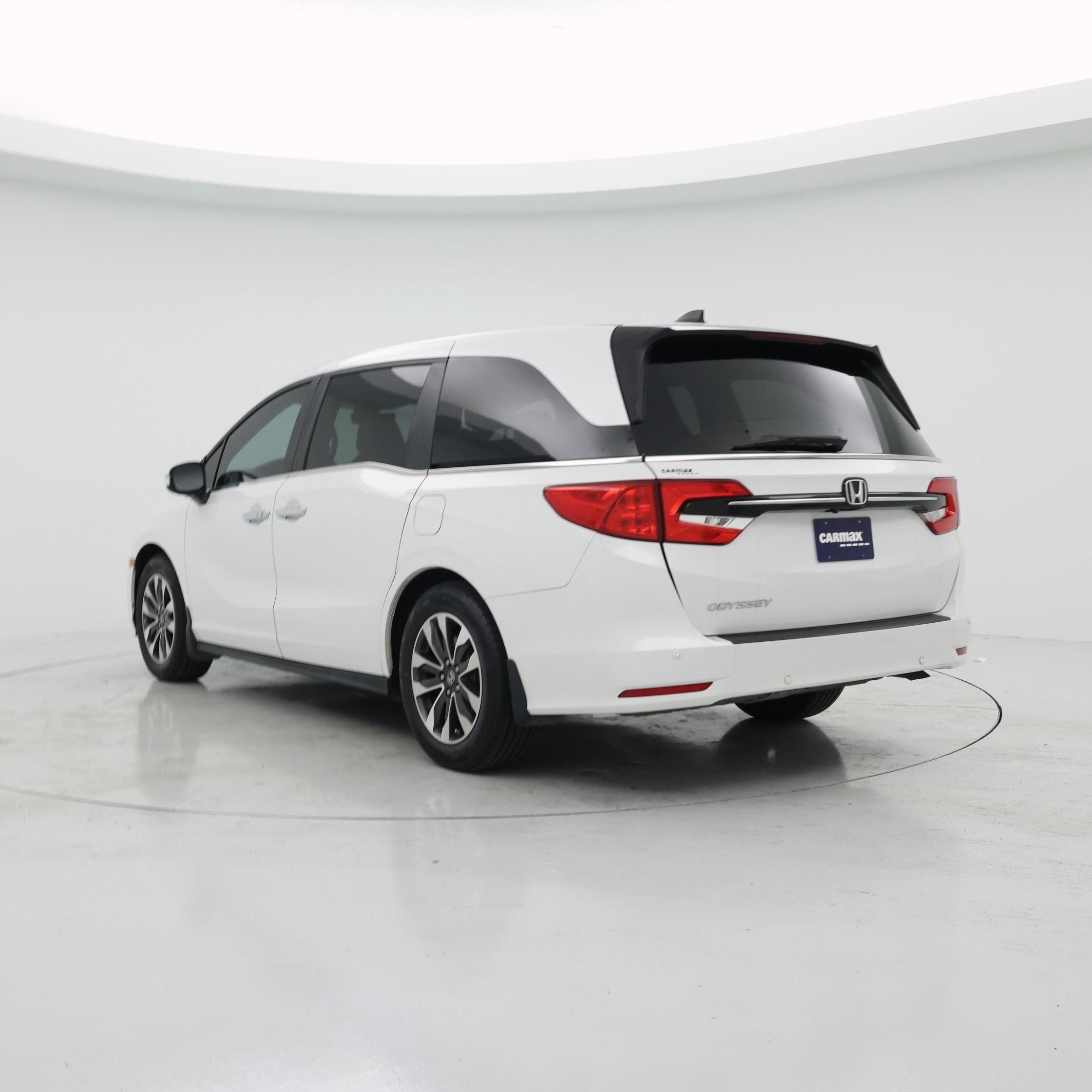 Thumbnail: 2023 Honda Odyssey - 2