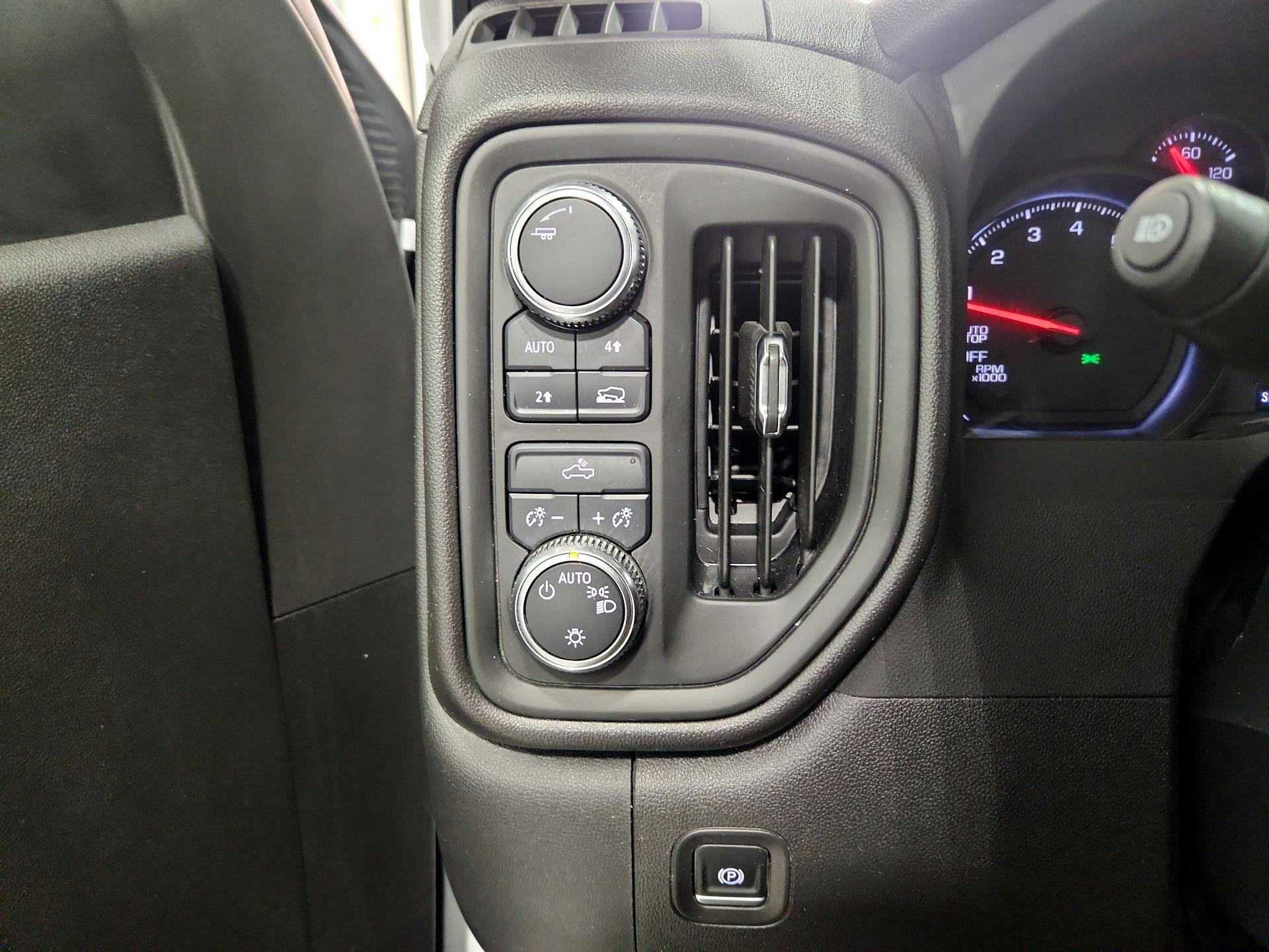 Thumbnail: 2025 GMC Sierra 1500 - 13