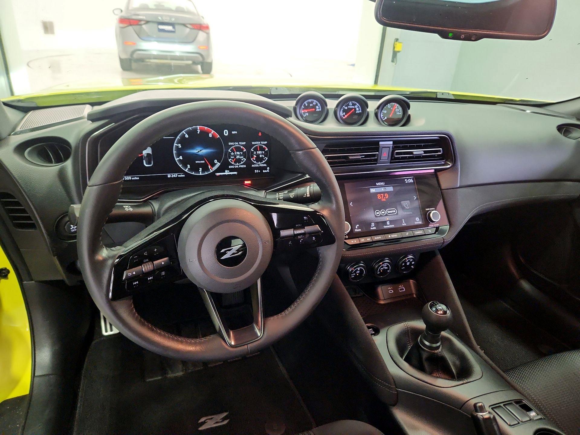 Thumbnail: 2024 Nissan Z - 9