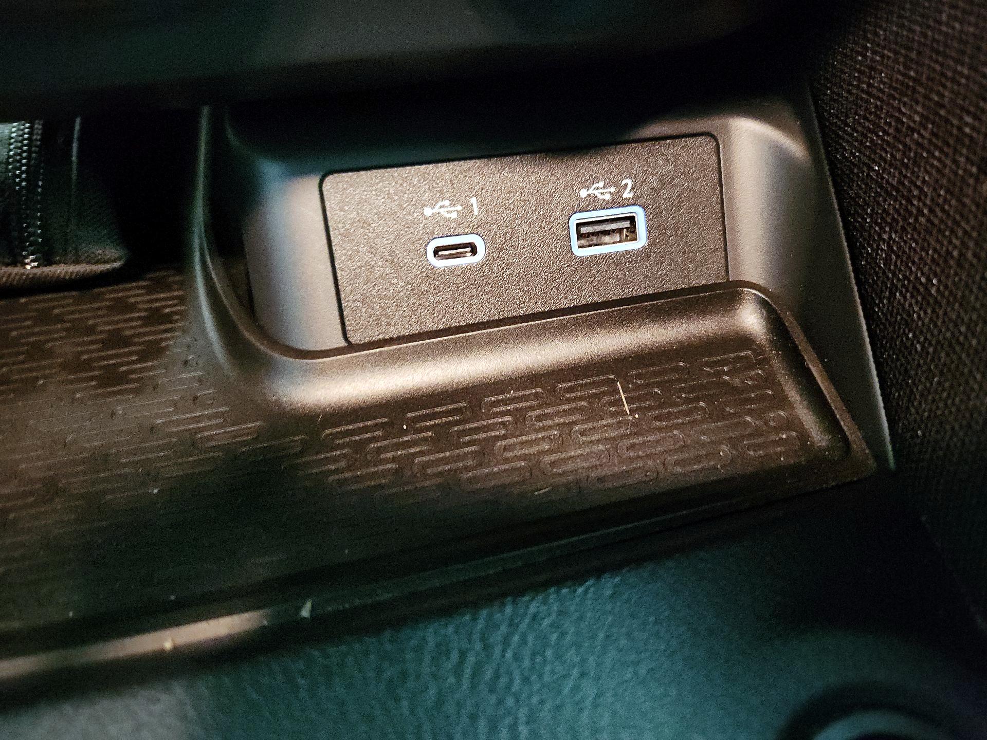 Thumbnail: 2024 Nissan Z - 18