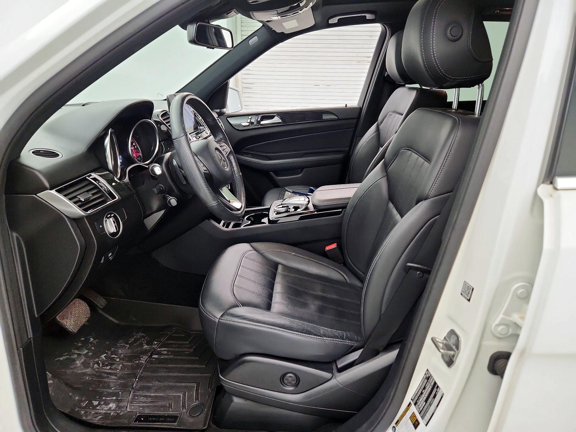 Thumbnail: 2018 Mercedes-Benz GLE - 11