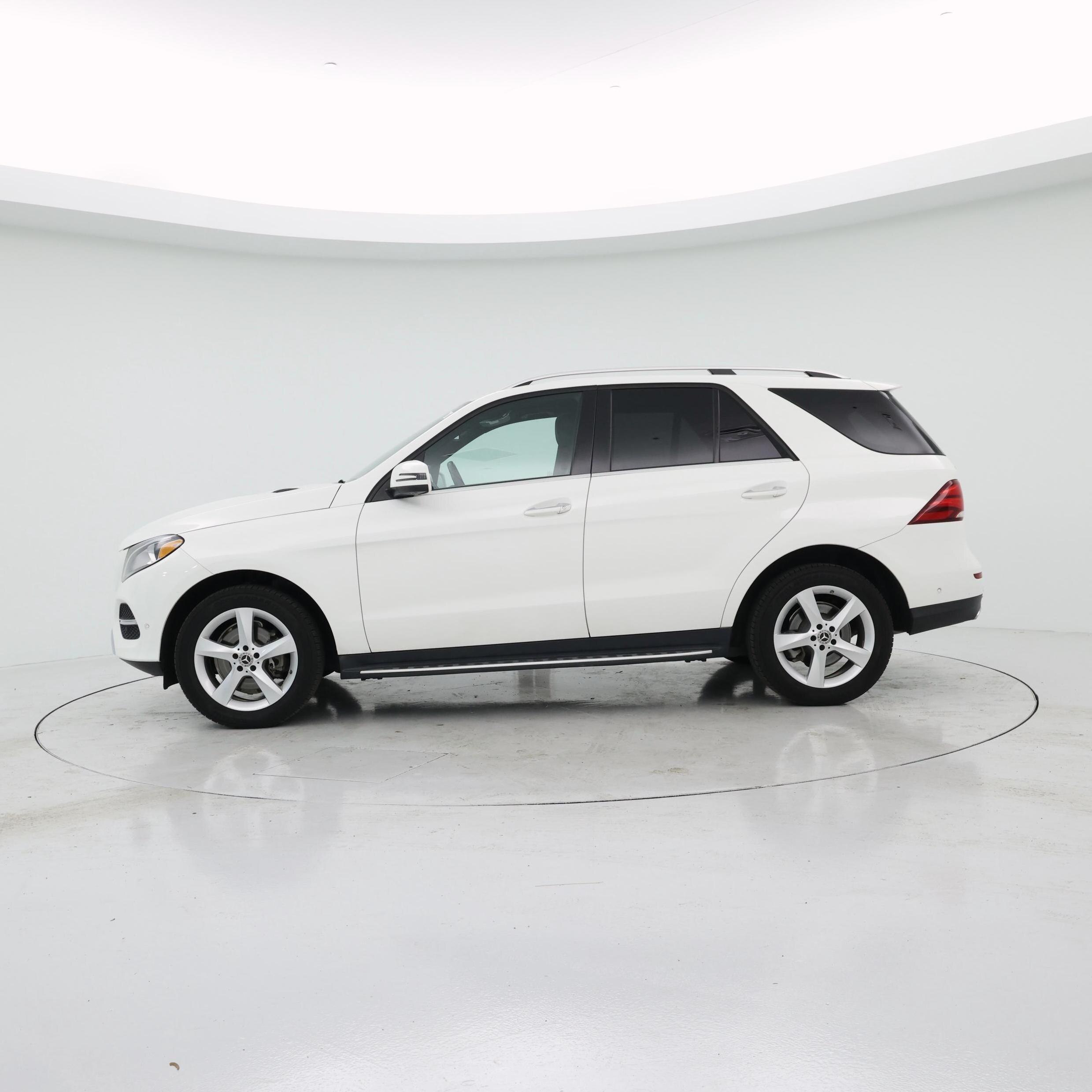 Thumbnail: 2018 Mercedes-Benz GLE - 3