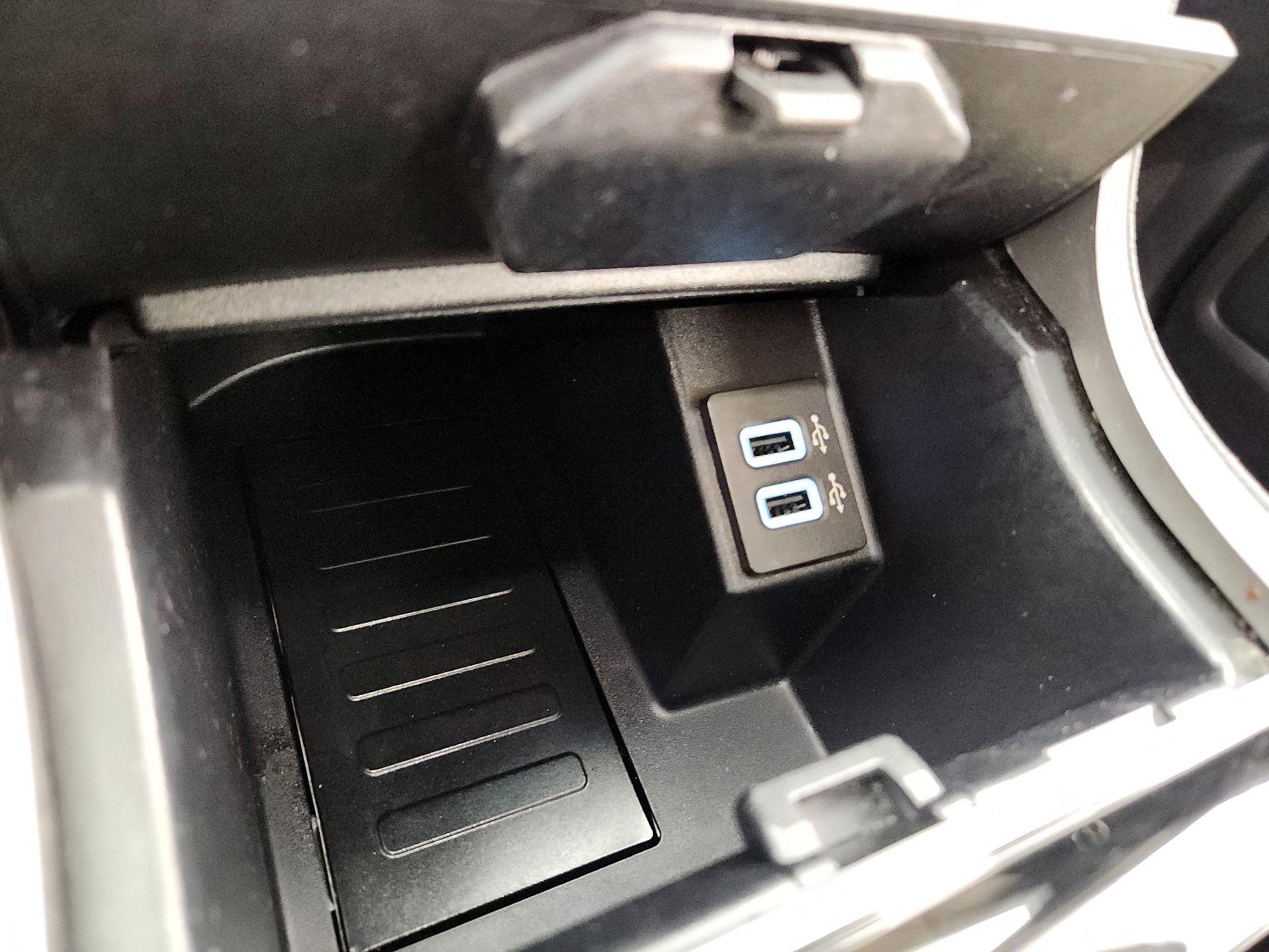 Thumbnail: 2020 Ford Edge - 19