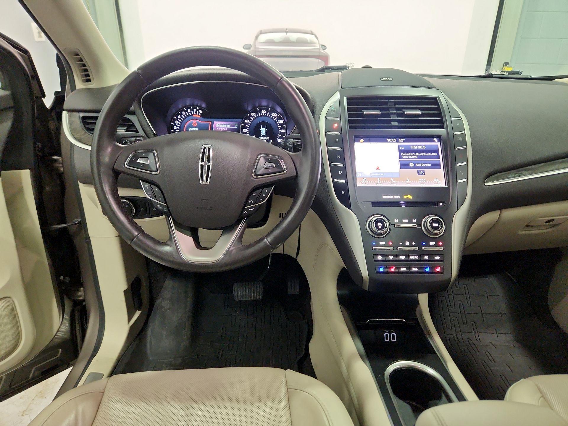 Thumbnail: 2019 Lincoln MKC - 9