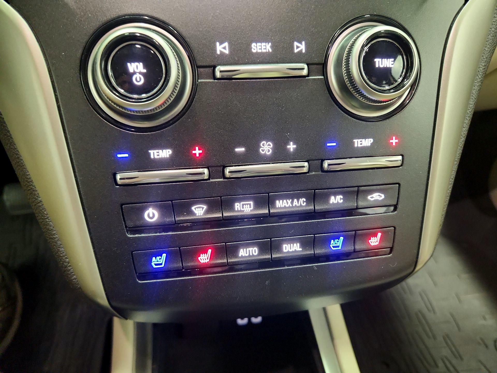 Thumbnail: 2019 Lincoln MKC - 16