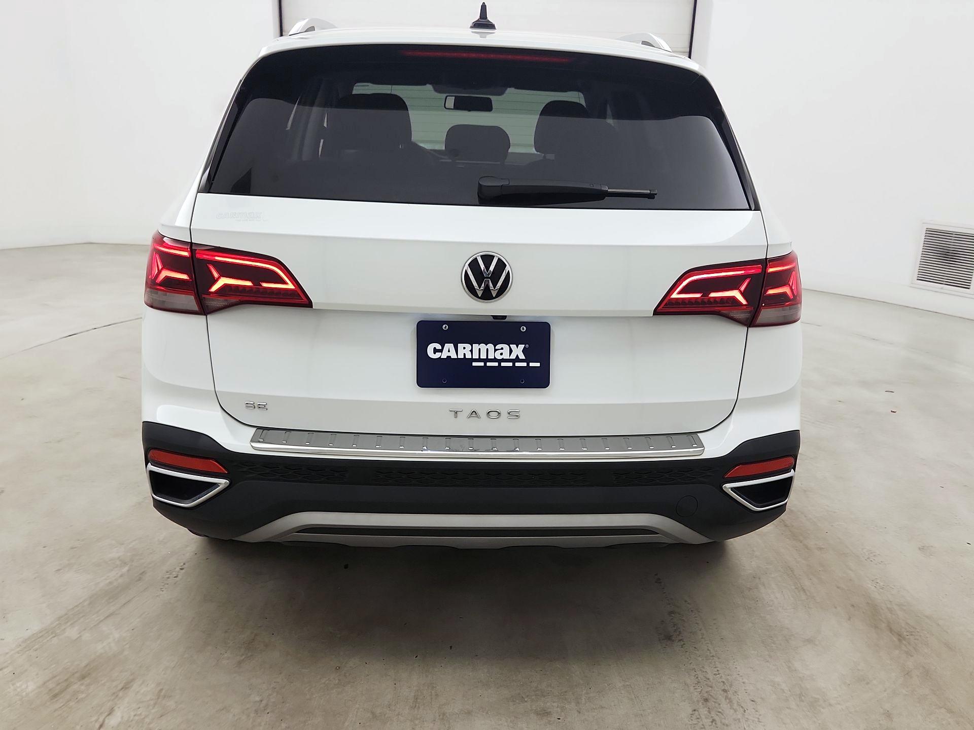 Thumbnail: 2022 Volkswagen Taos - 6