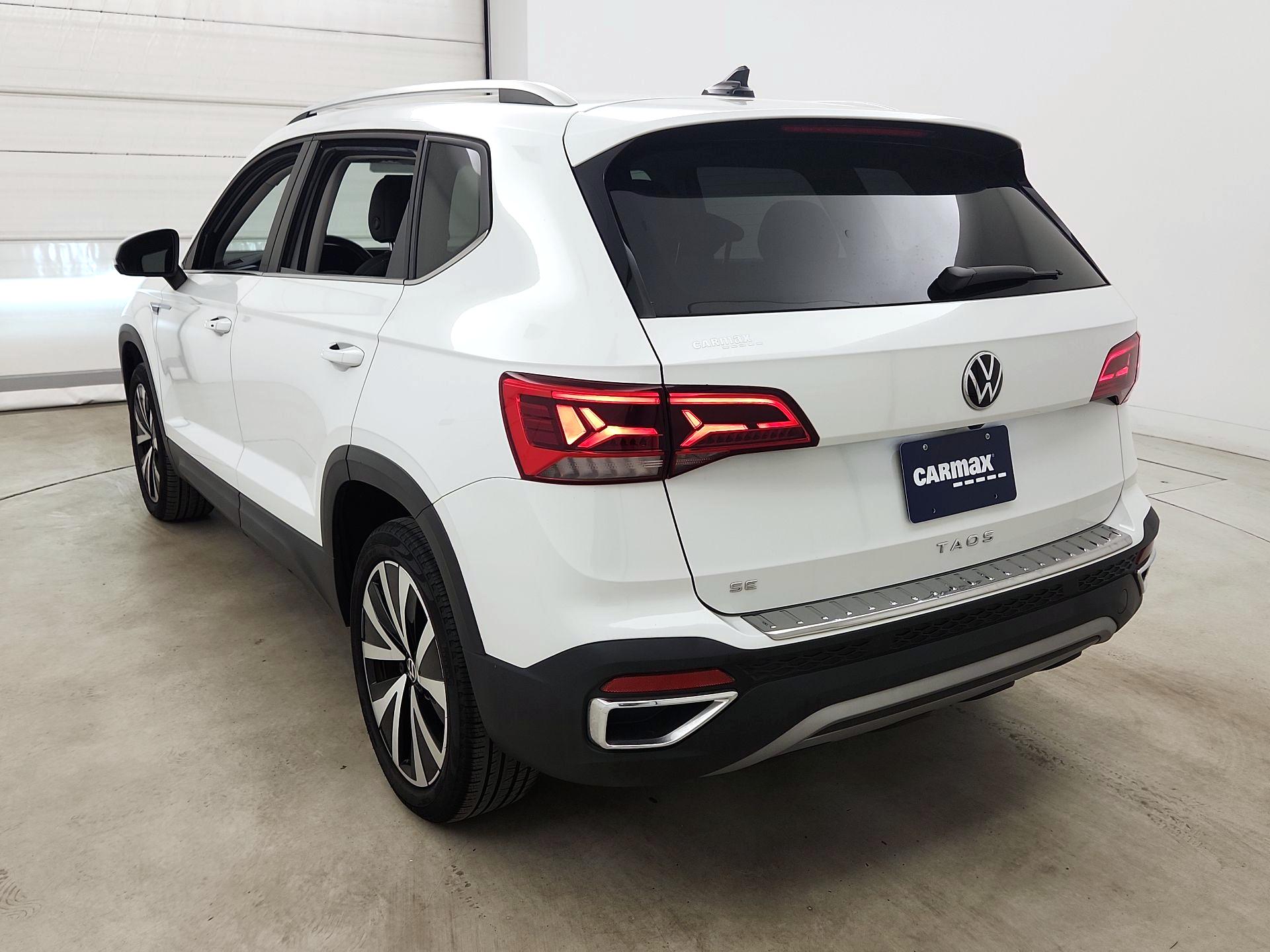 Thumbnail: 2022 Volkswagen Taos - 7