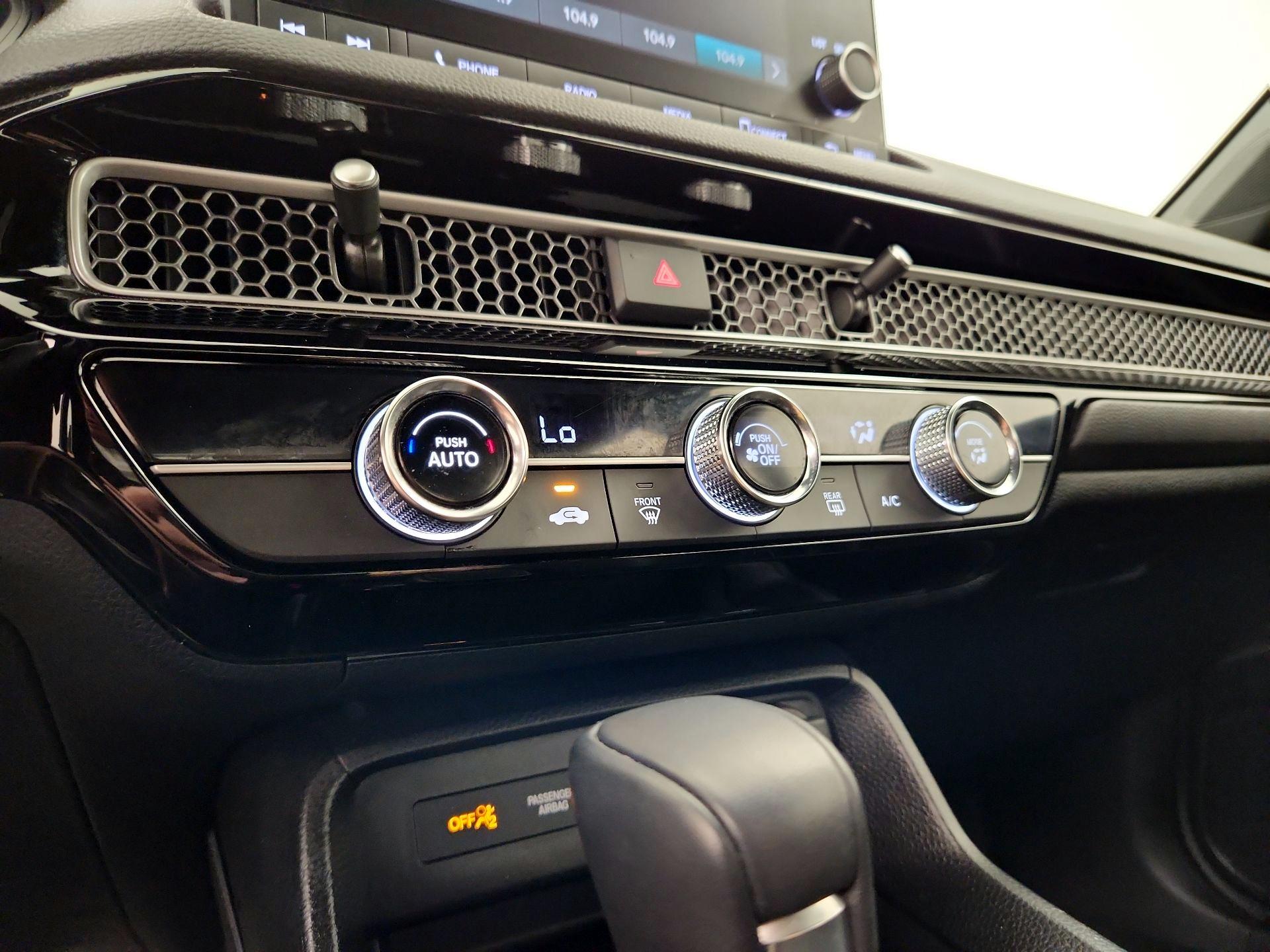 Thumbnail: 2024 Honda Civic - 14