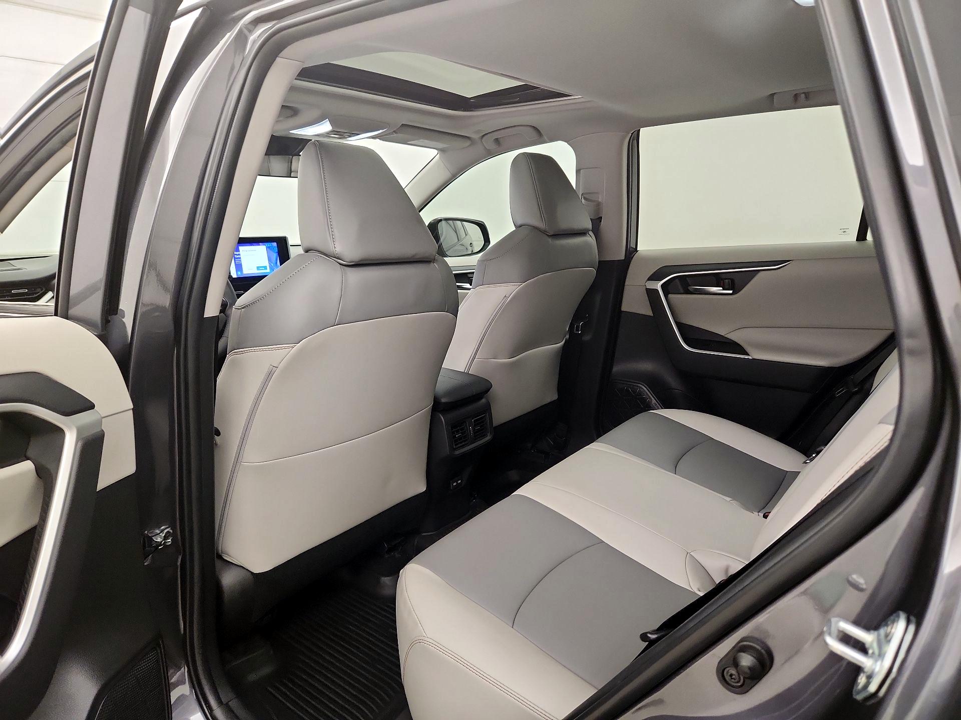 Thumbnail: 2023 Toyota RAV4 - 19