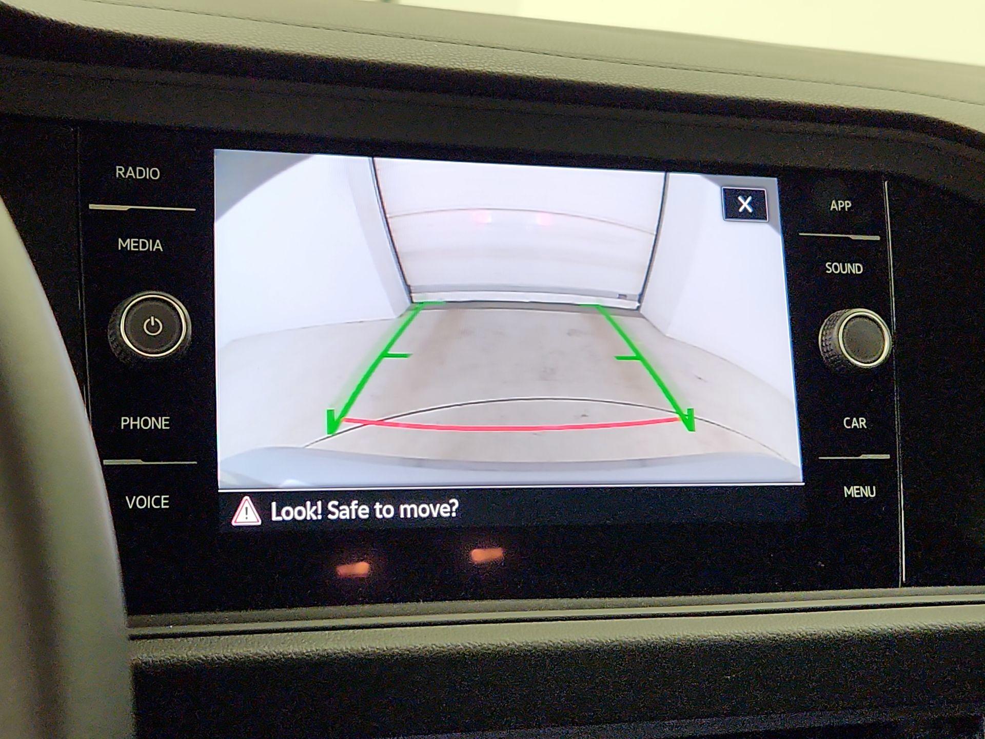 Thumbnail: 2021 Volkswagen Jetta - 12