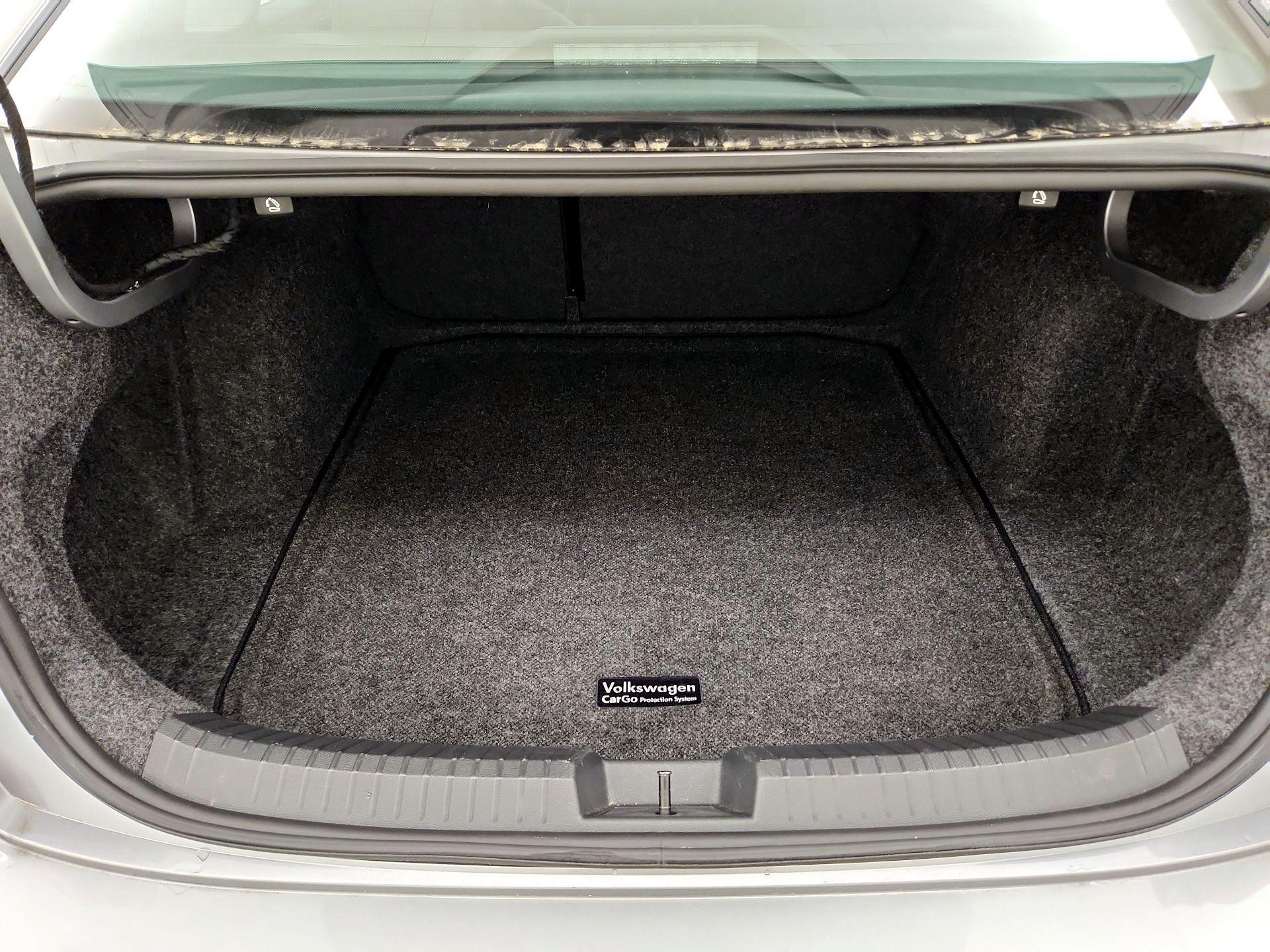 Thumbnail: 2021 Volkswagen Jetta - 19