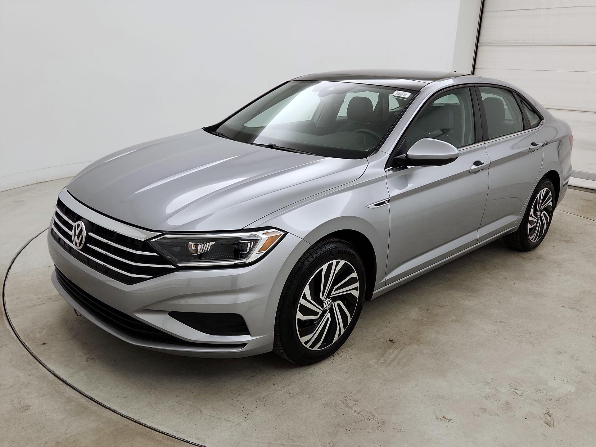 Thumbnail: 2021 Volkswagen Jetta - 3