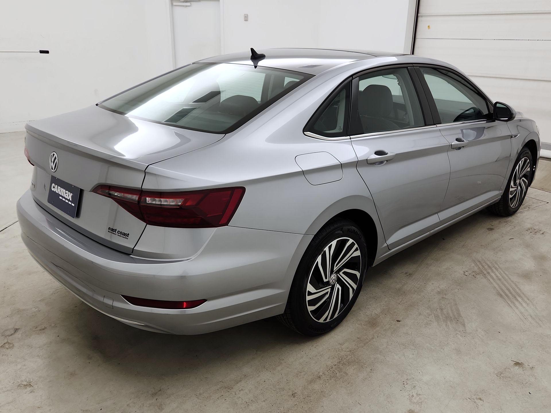 Thumbnail: 2021 Volkswagen Jetta - 5