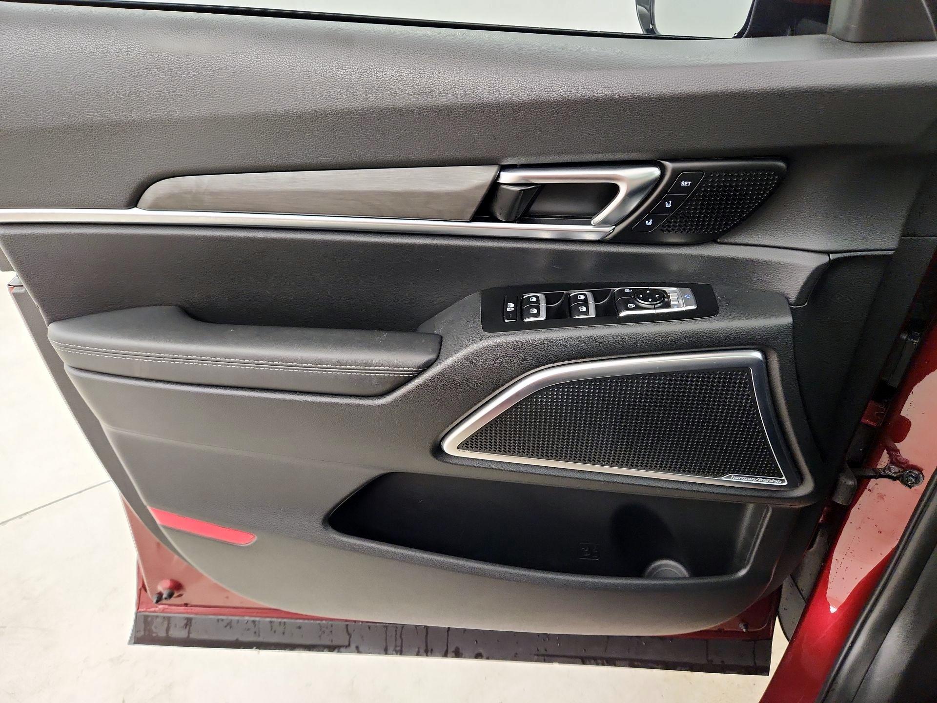 Thumbnail: 2023 Kia Telluride - 10