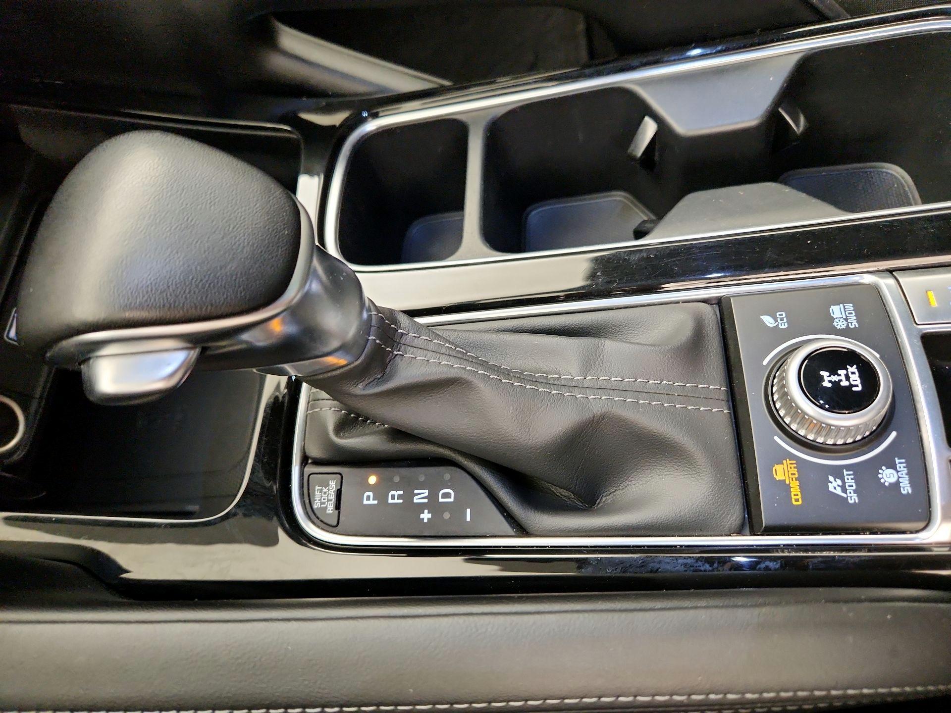 Thumbnail: 2023 Kia Telluride - 16