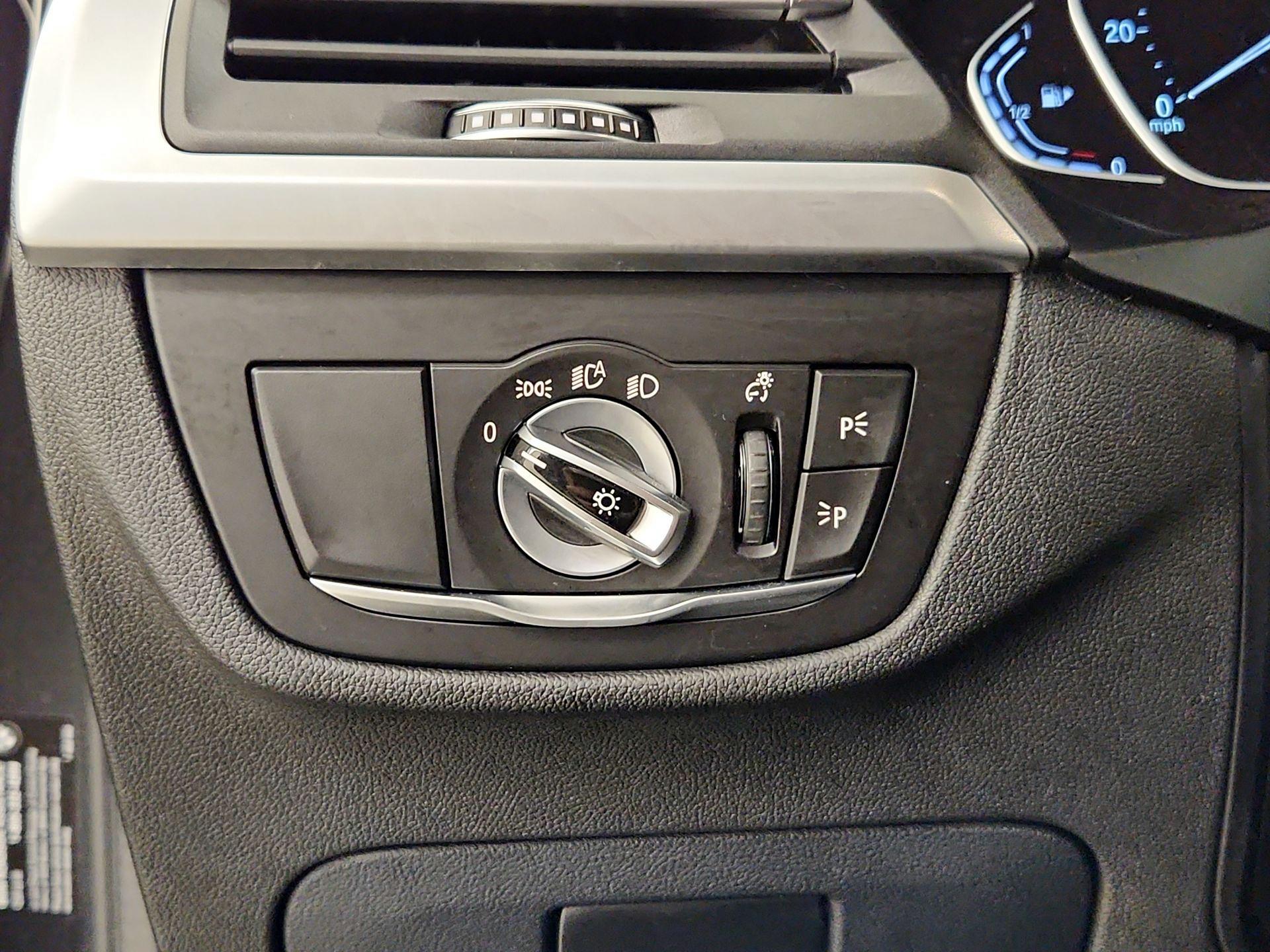 Thumbnail: 2022 BMW X3 - 11