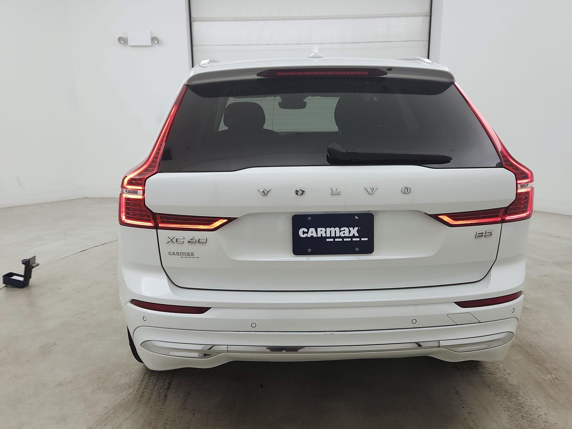 Thumbnail: 2023 Volvo XC60 - 6