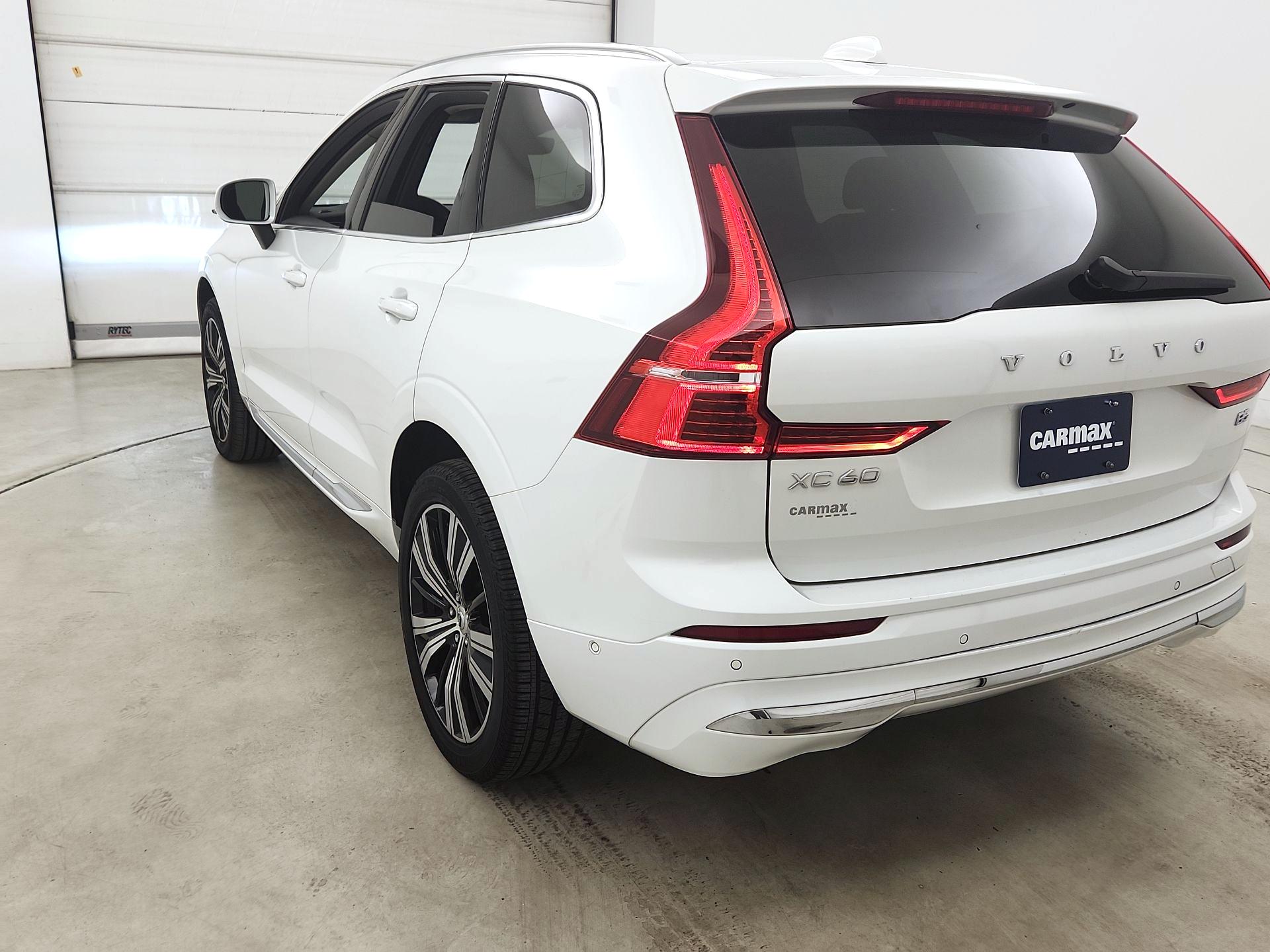 Thumbnail: 2023 Volvo XC60 - 7