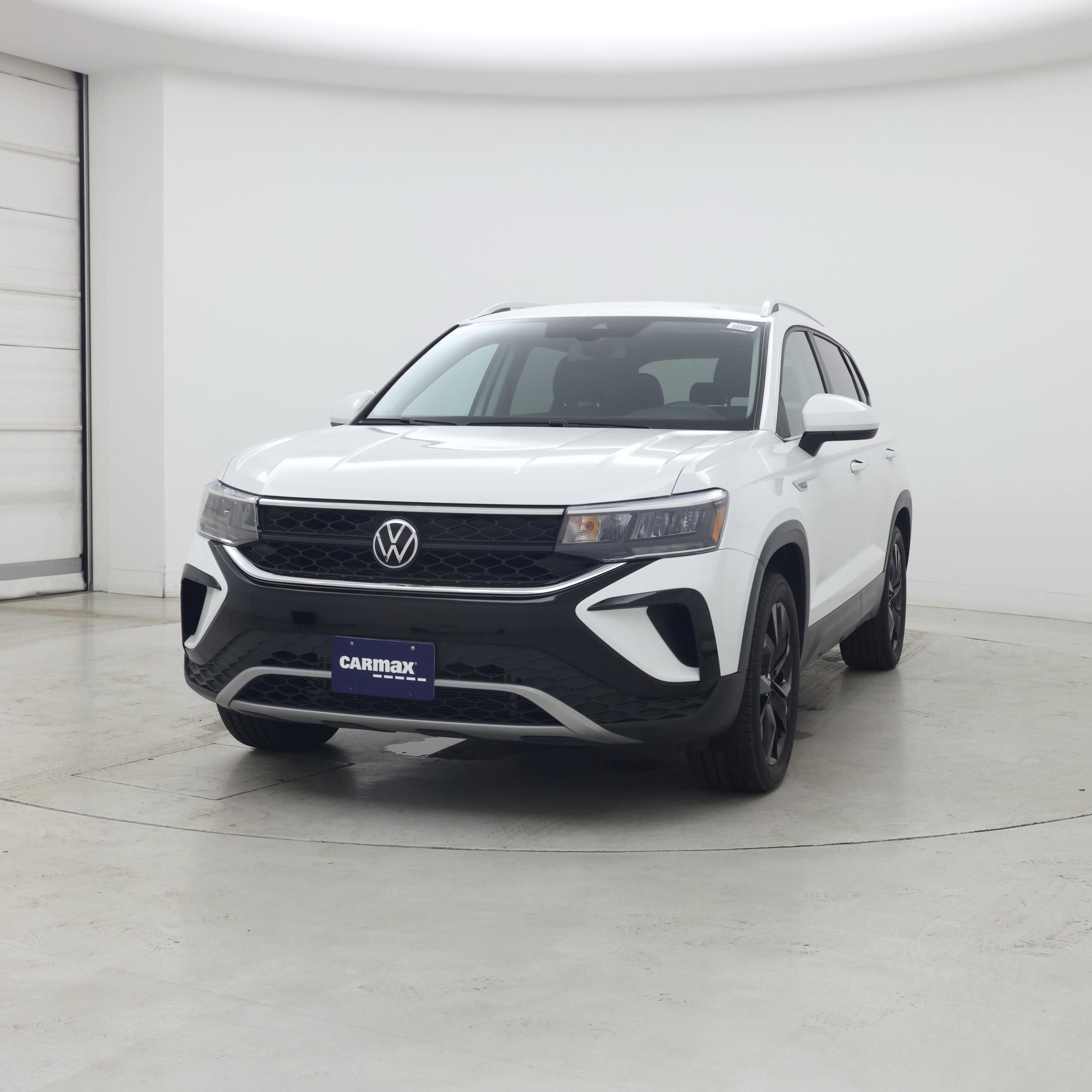 Thumbnail: 2022 Volkswagen Taos - 4