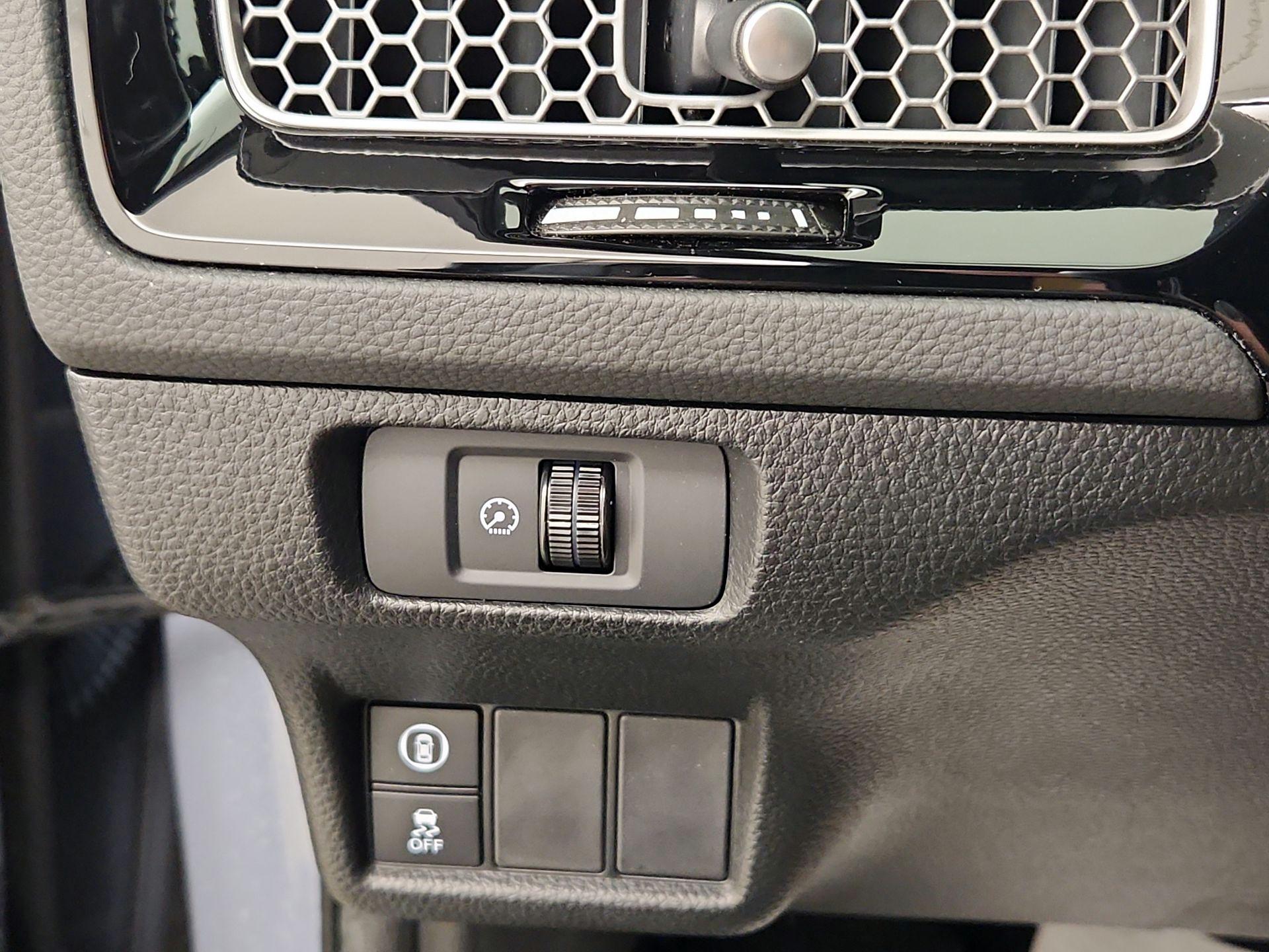 Thumbnail: 2023 Honda Civic - 11